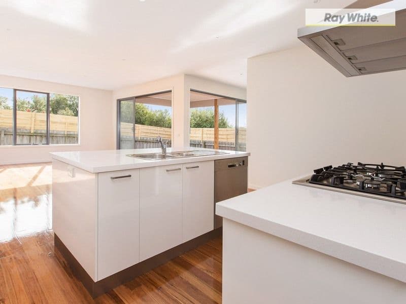 24A Moorfield Avenue, Rosebud VIC 3939, Rosebud - Thumbnail 6