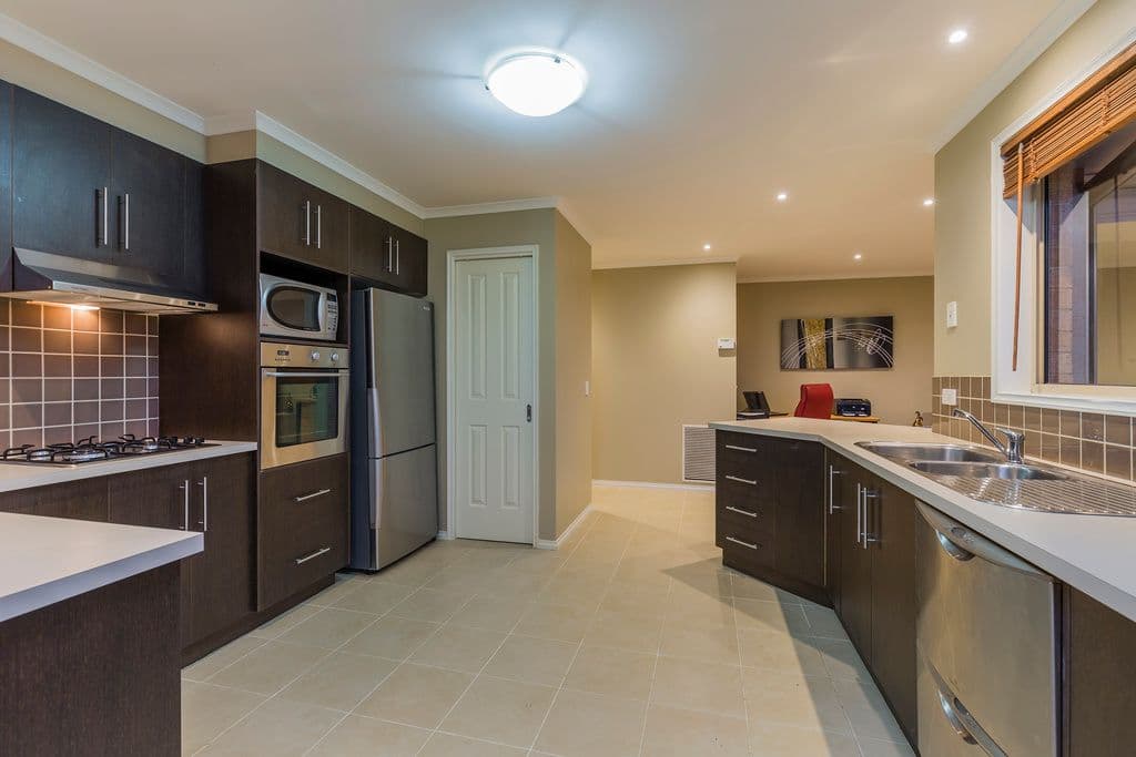 7-9 Cedarville Close, Highton VIC 3216, Highton - Thumbnail 2