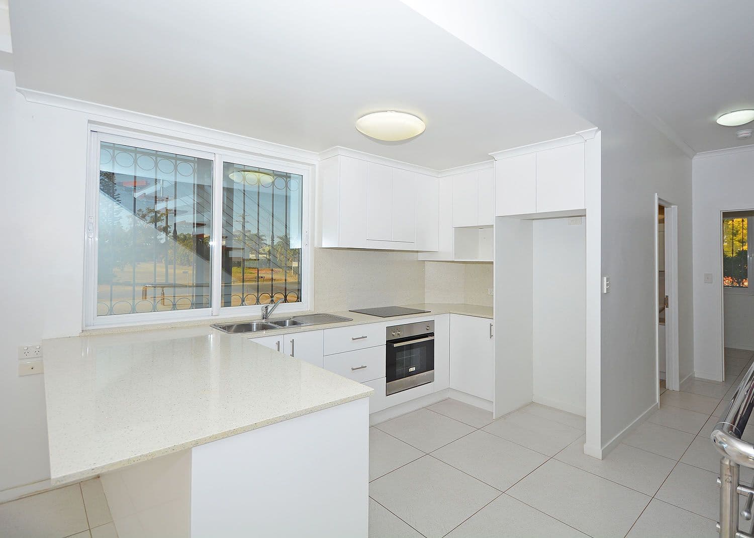 Unit 1, 13-19 Hythe Street, Pialba QLD 4655, Pialba - Thumbnail 2