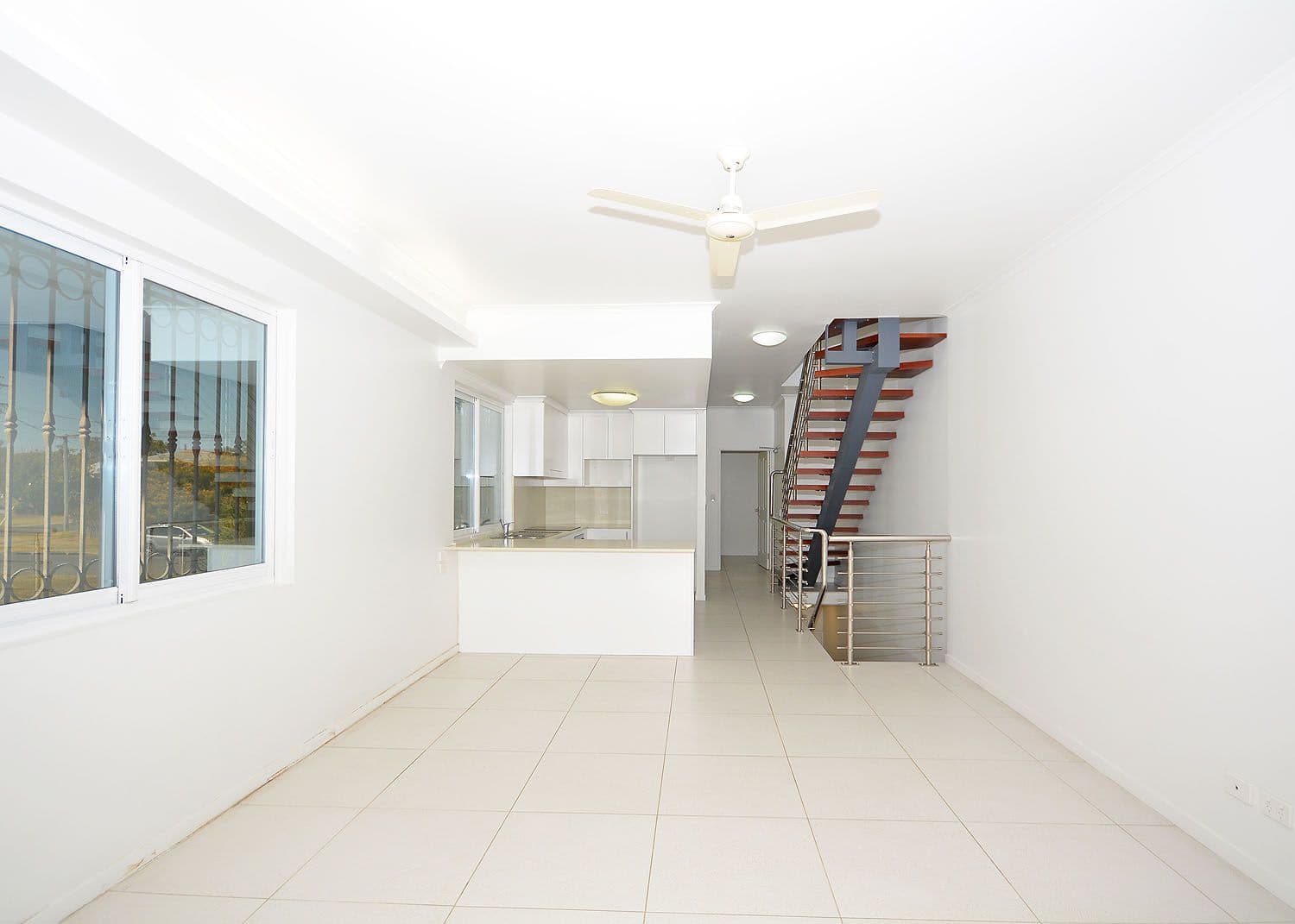 Unit 1, 13-19 Hythe Street, Pialba QLD 4655, Pialba - Thumbnail 4
