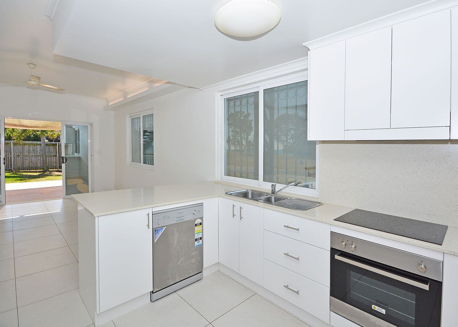Unit 1, 13-19 Hythe Street, Pialba QLD 4655, Pialba - Thumbnail 8