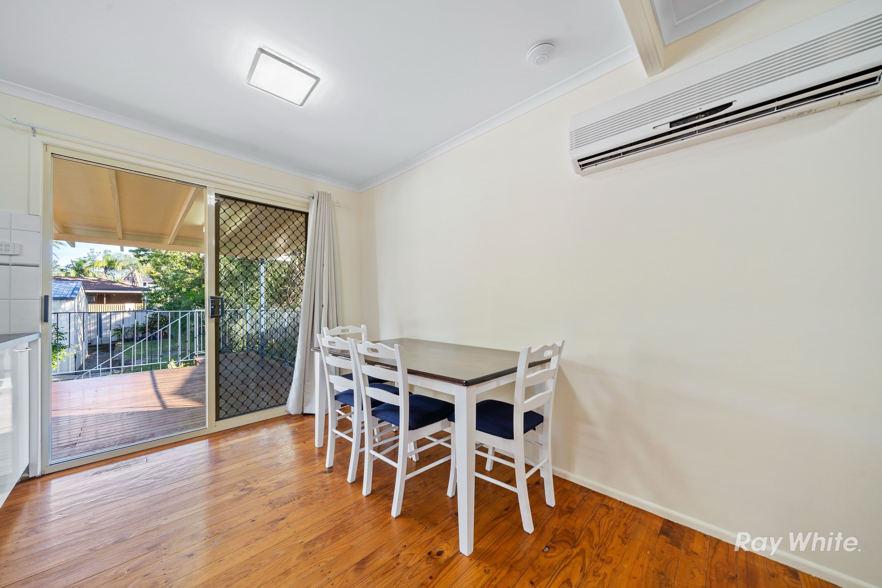 35 Polaris Avenue, Kingston QLD 4114, Kingston - Thumbnail 5