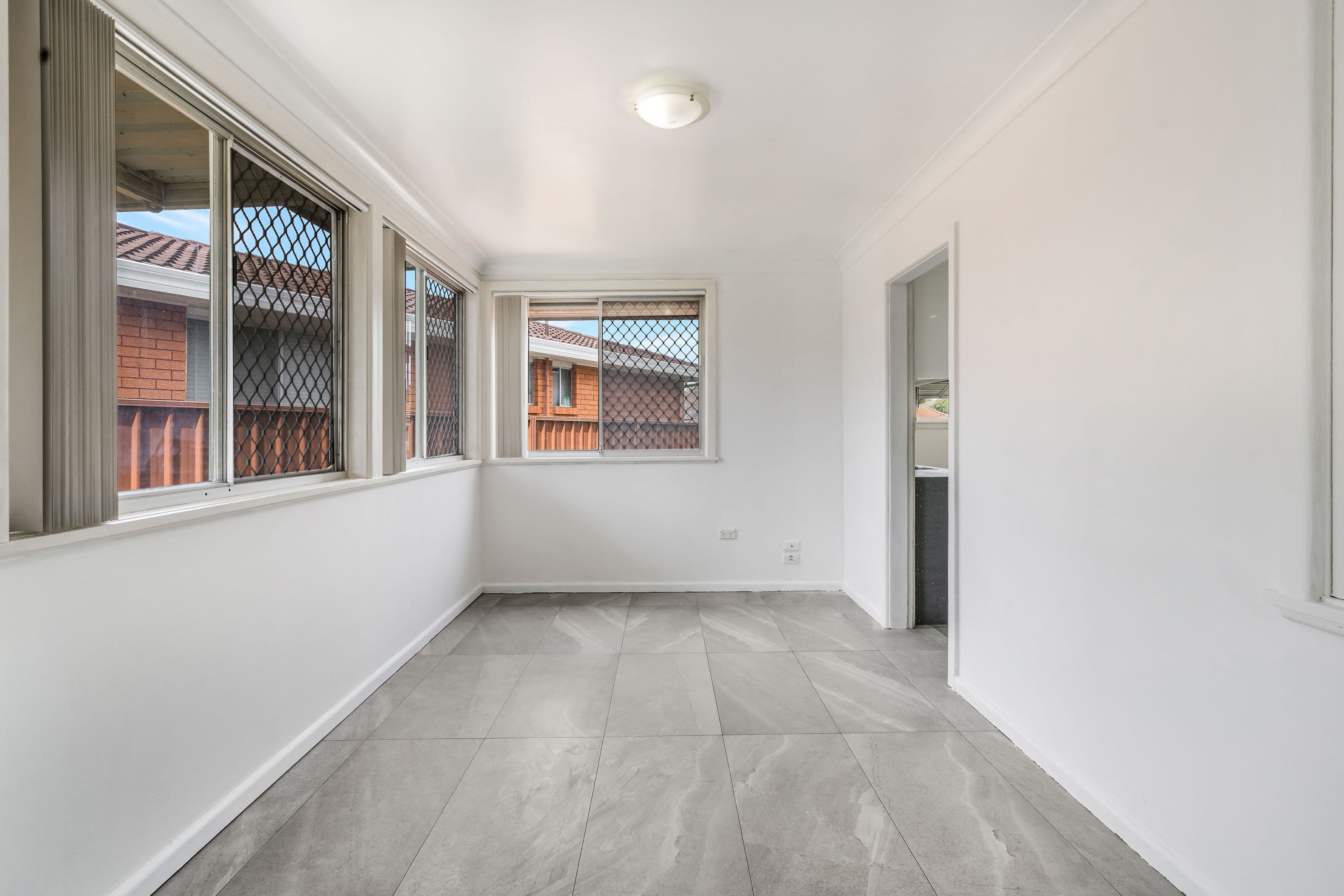 51 Hillview Parade, Lurnea NSW 2170, Lurnea - Thumbnail 8