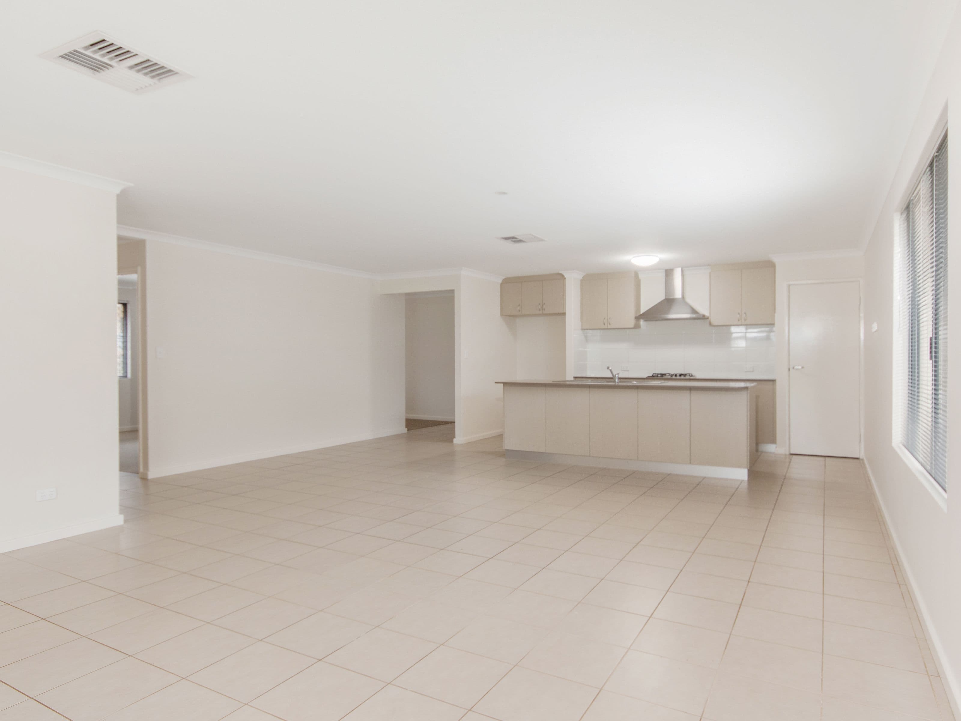 6 Lanagan Drive, Baldivis WA 6171, Baldivis - Thumbnail 5