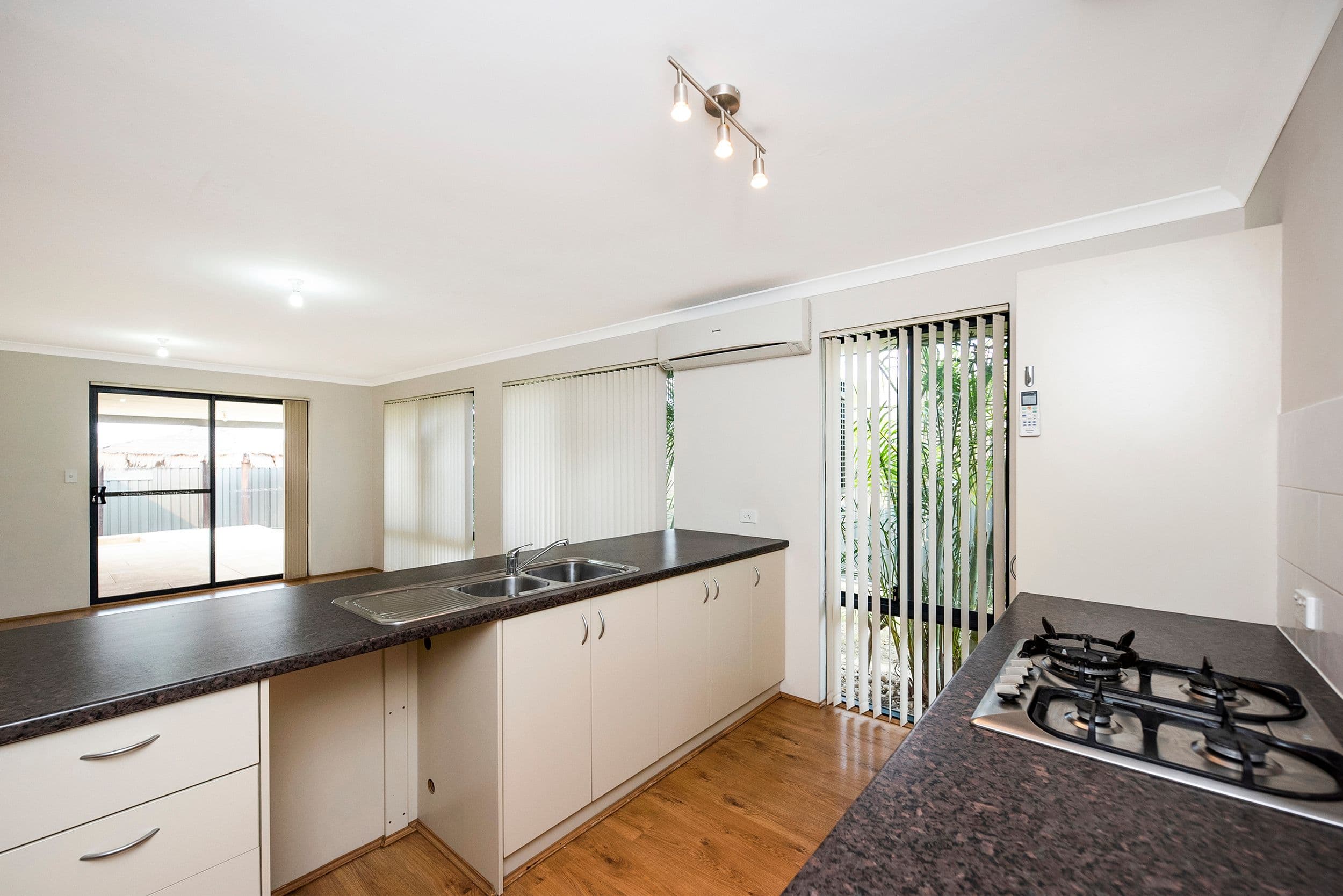 10 Bettong Street, Baldivis WA 6171, Baldivis - Thumbnail 7