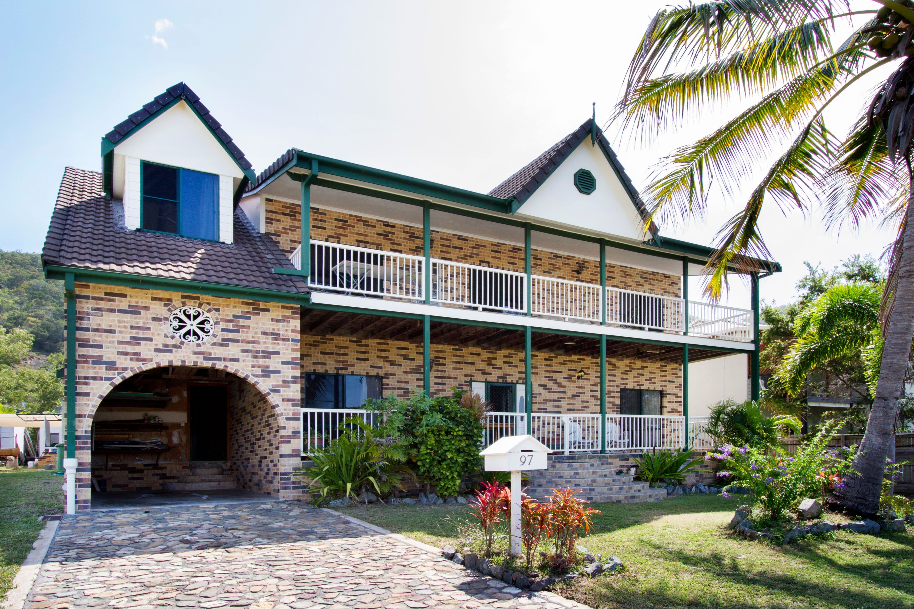 97 Gloucester Avenue, Hideaway Bay QLD 4800, Hideaway Bay - Thumbnail 3