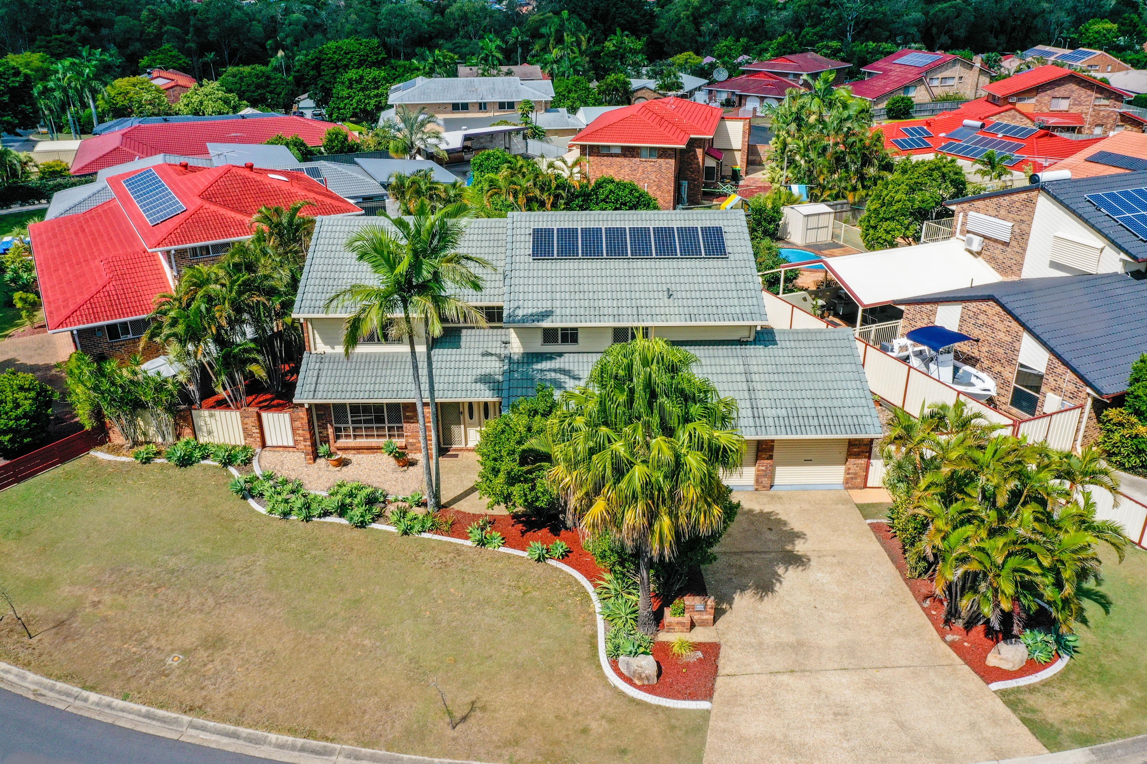 23 Alphitonia Crescent, Sunnybank Hills QLD 4109, Sunnybank Hills - Thumbnail 2