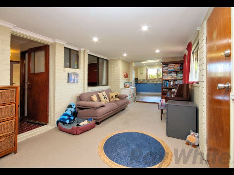 6 Brolga Court, Bundamba QLD 4304, Bundamba - Thumbnail 6