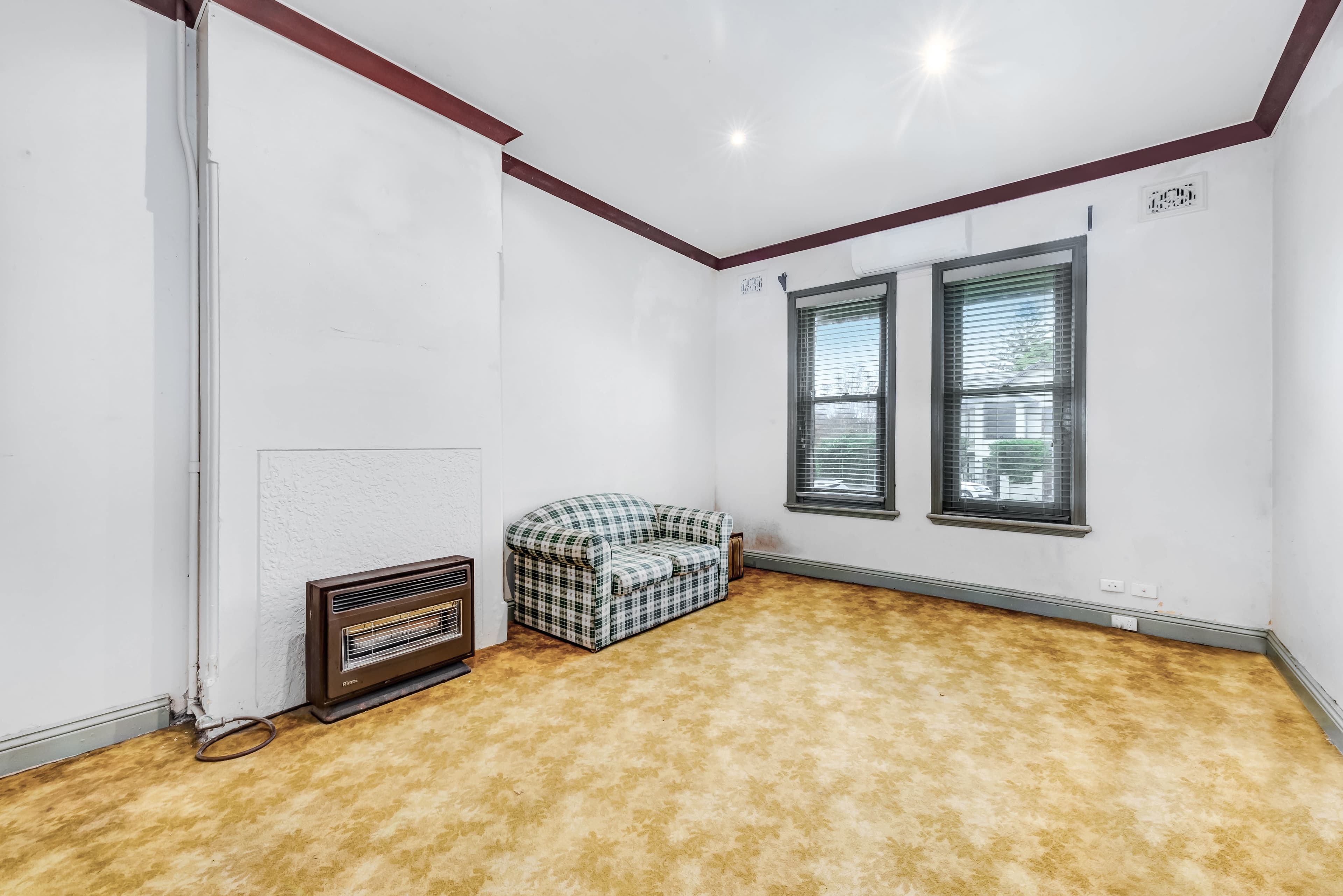8 Earnshaw Street, Gladesville - Thumbnail 7