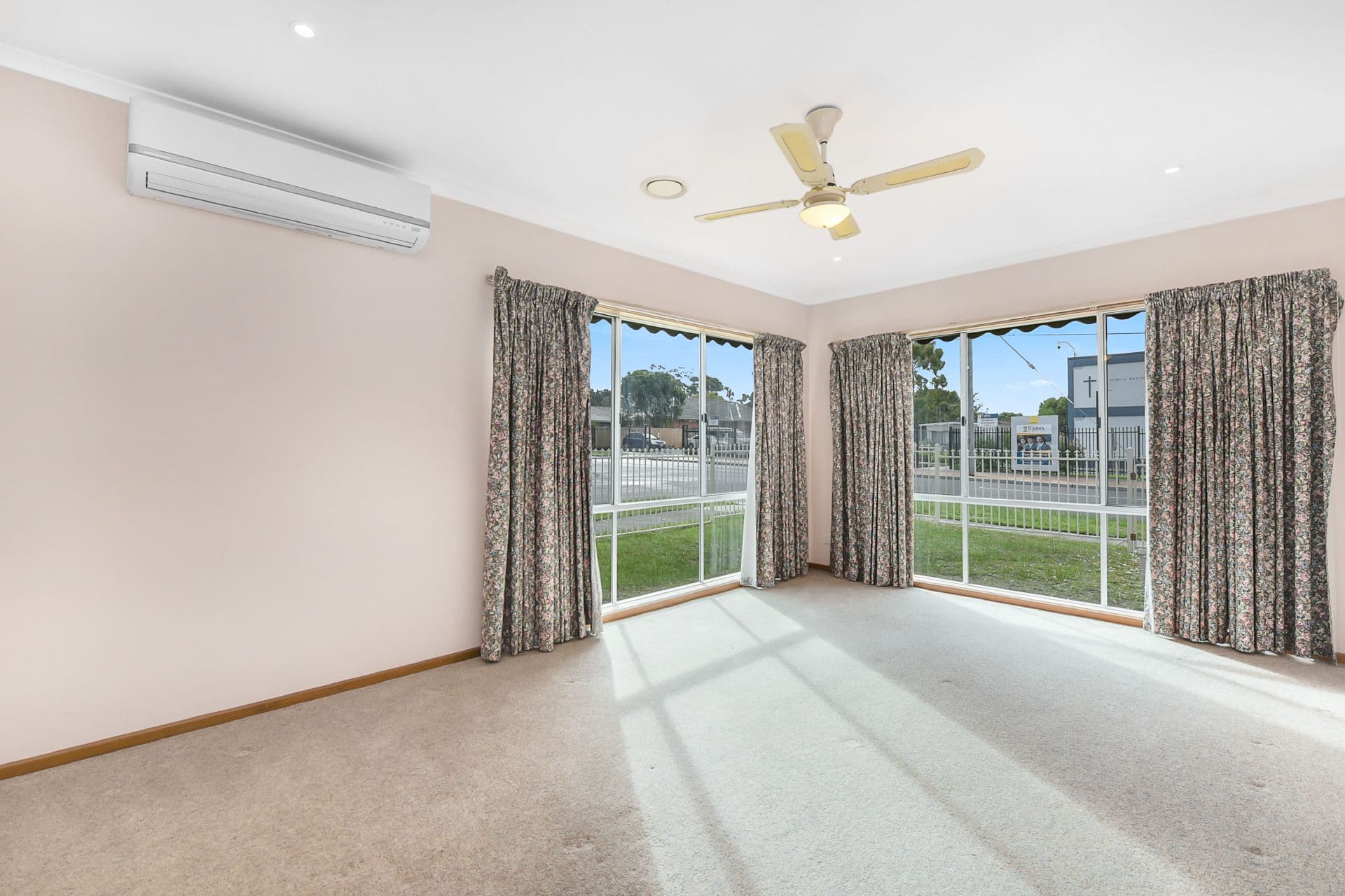 14 Caroline Street, Dandenong VIC 3175, Dandenong - Thumbnail 2