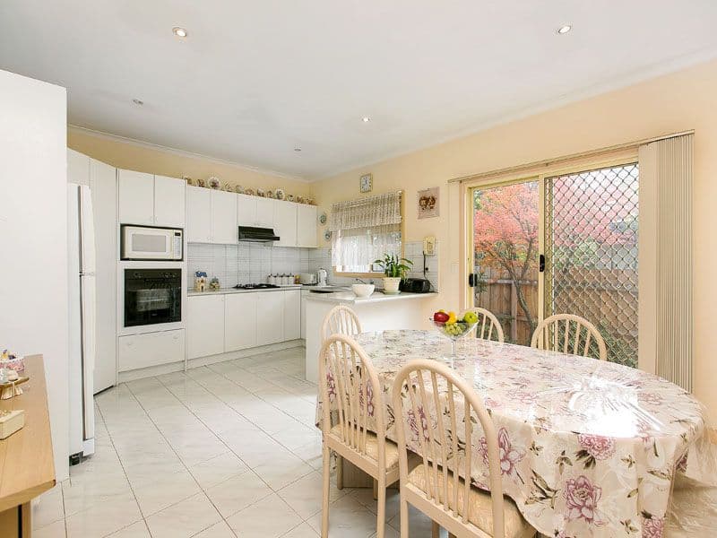 28 Murrong Avenue, BENTLEIGH EAST VIC 3165, Bentleigh East - Thumbnail 2