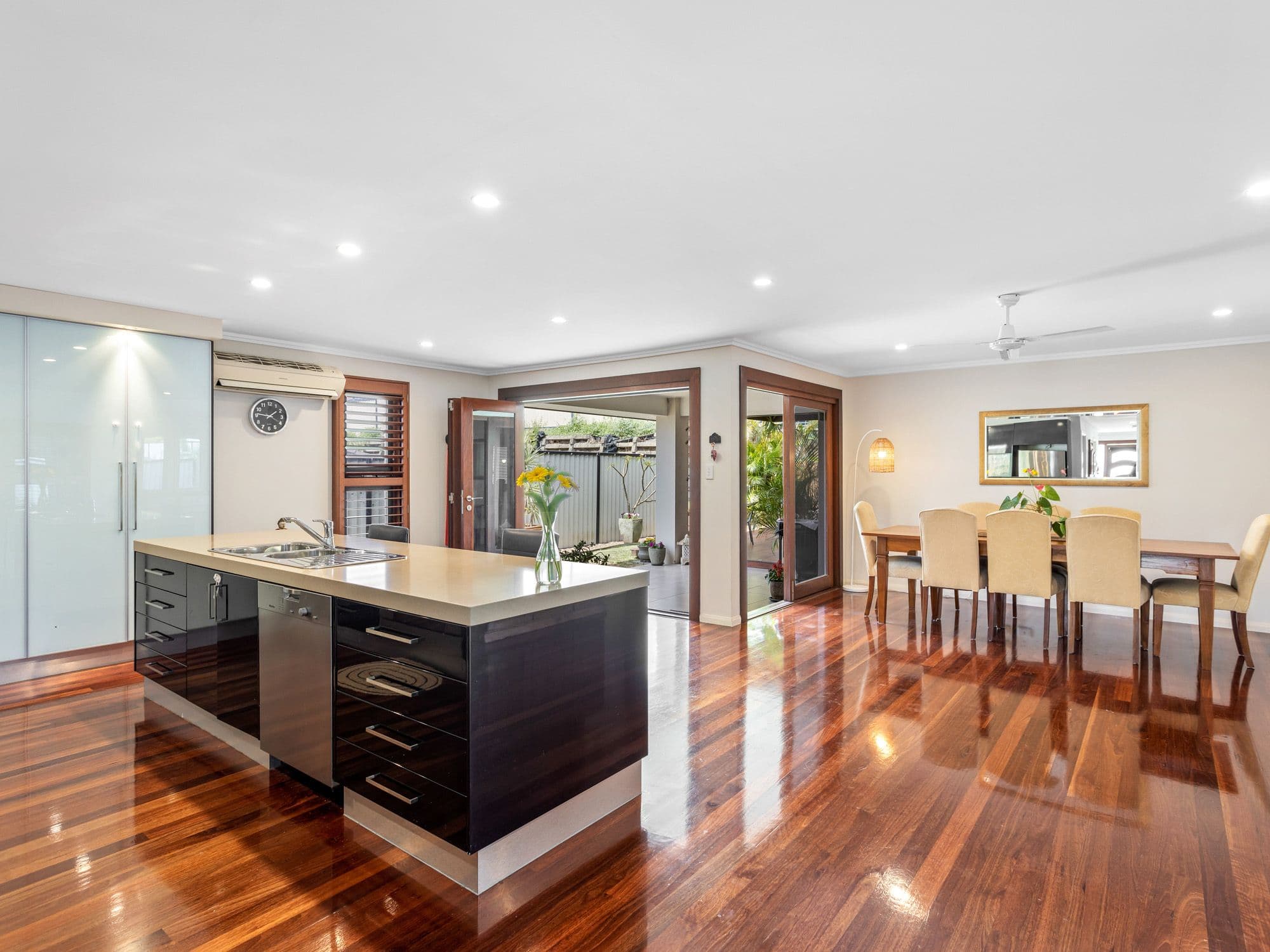 22 Zane Street, Molendinar QLD 4214, Molendinar - Thumbnail 4
