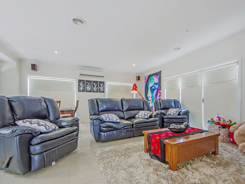 43 Scenic Drive, POINT COOK VIC 3030, Point Cook - Thumbnail 5