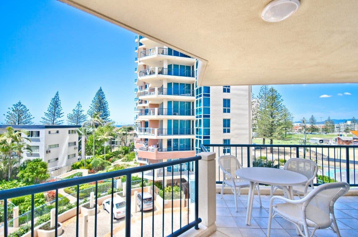18 'Oceana', 100 Old Burleigh Road, Broadbeach QLD 4218, Broadbeach - Thumbnail 2