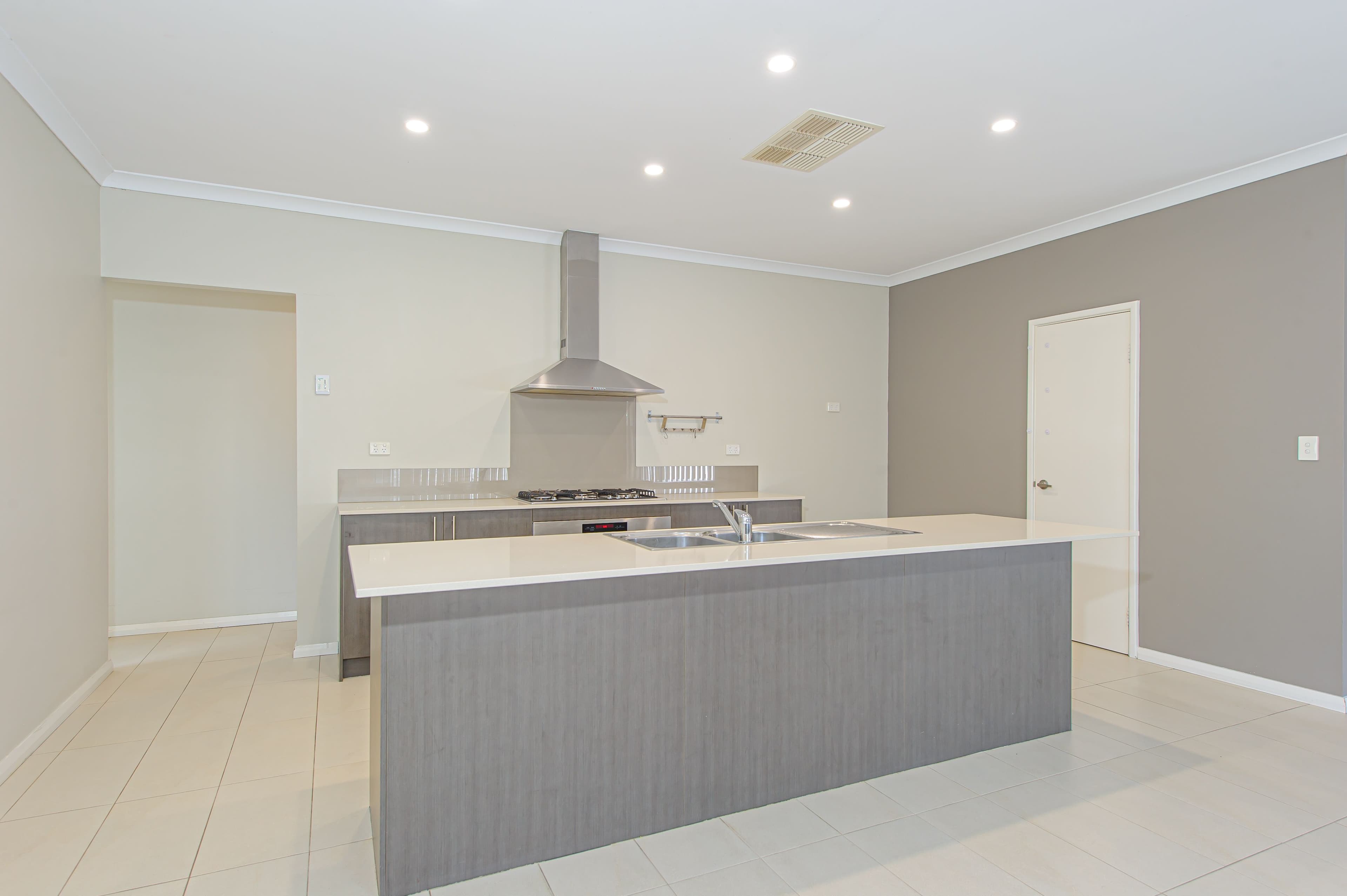 10 Verbana Drive, Aveley WA 6069, Aveley - Thumbnail 5