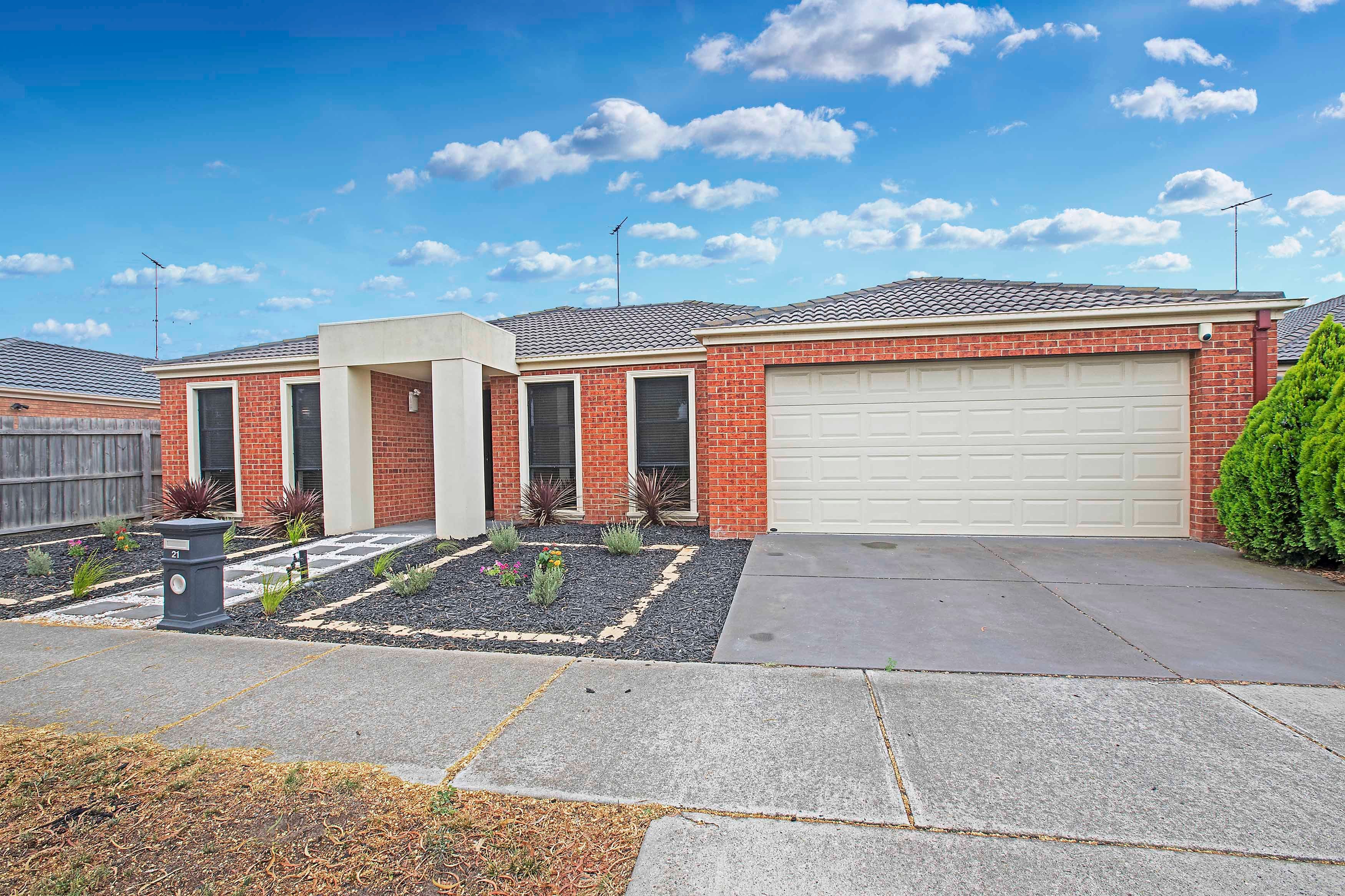 21 Carstairs Close, Grovedale VIC 3216, Grovedale - Image 1