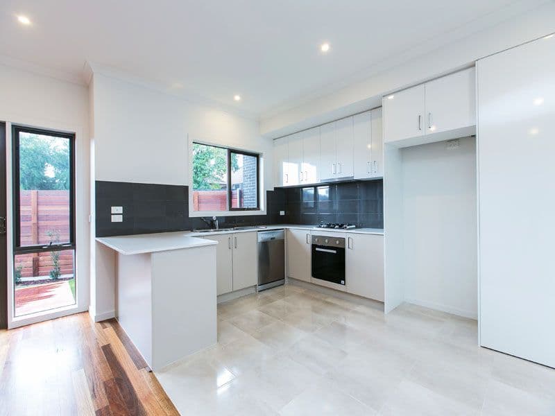 4 Omeo Court, Bentleigh East VIC 3165, Bentleigh East - Thumbnail 4
