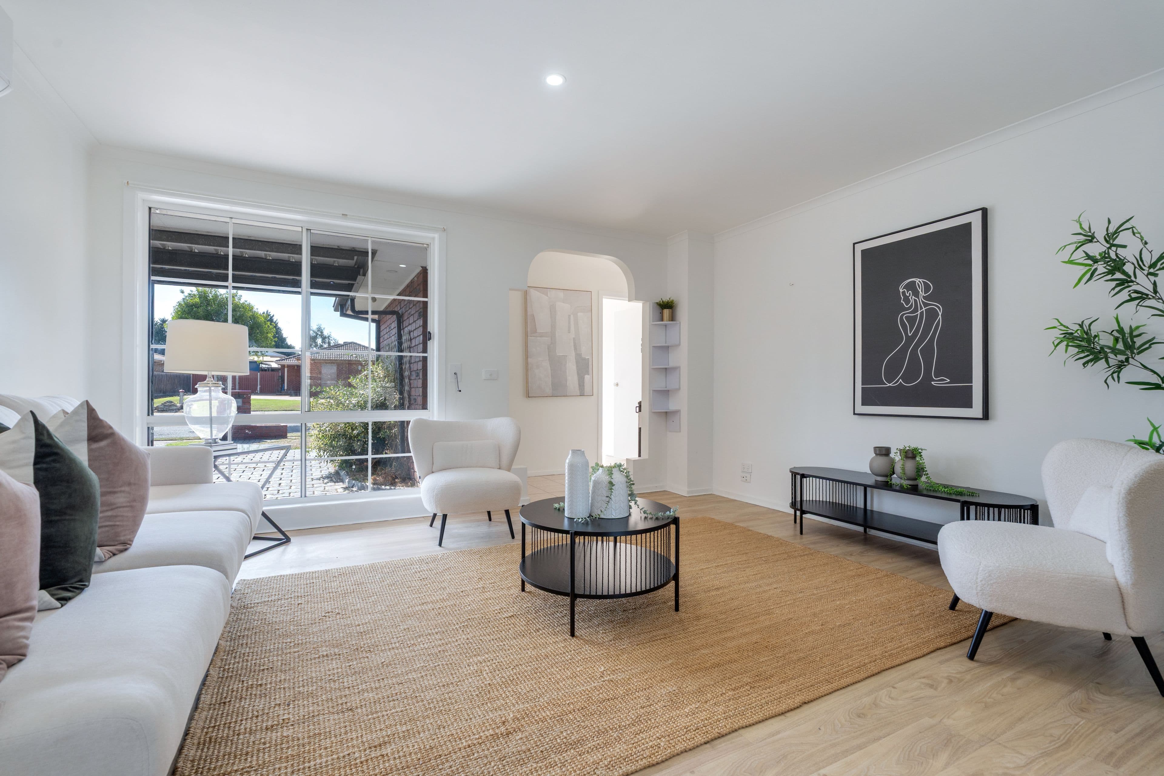 32 Abercarn Avenue, Craigieburn VIC 3064, Craigieburn - Thumbnail 2