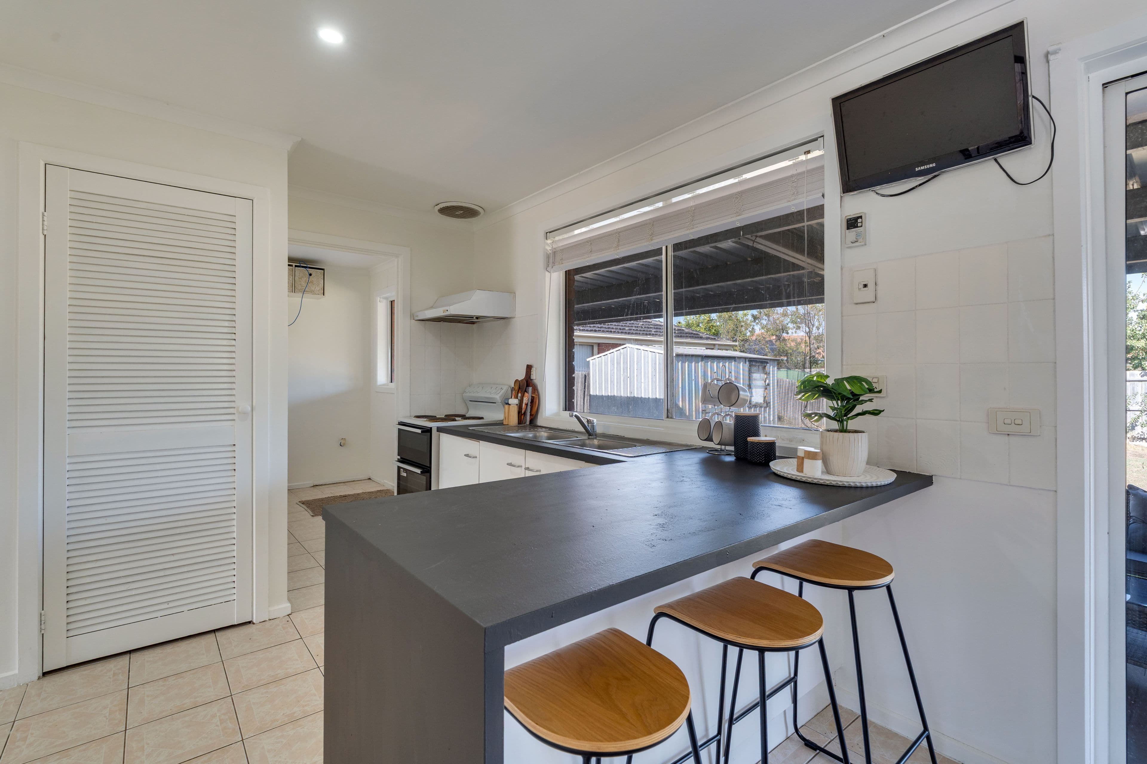 32 Abercarn Avenue, Craigieburn VIC 3064, Craigieburn - Thumbnail 4