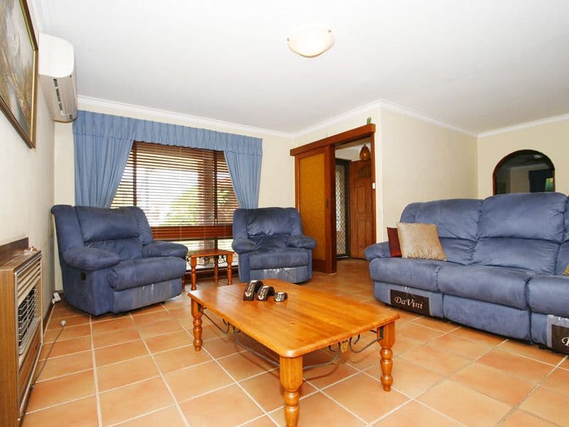 28 Chedworth Way, EDEN HILL WA 6054, Eden Hill - Thumbnail 5