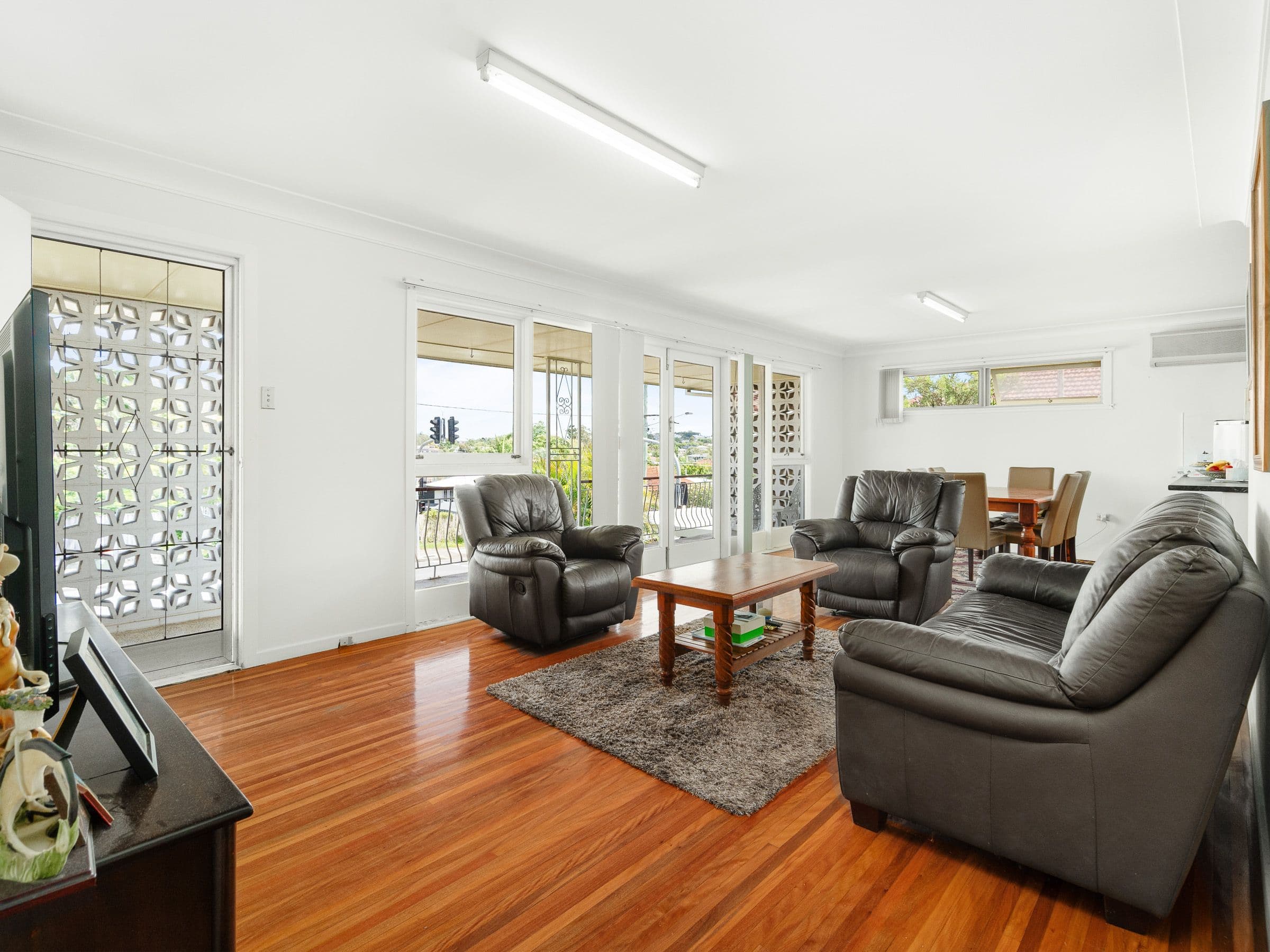 320 Newnham Road, Upper Mount Gravatt QLD 4122, Upper Mount Gravatt - Thumbnail 3