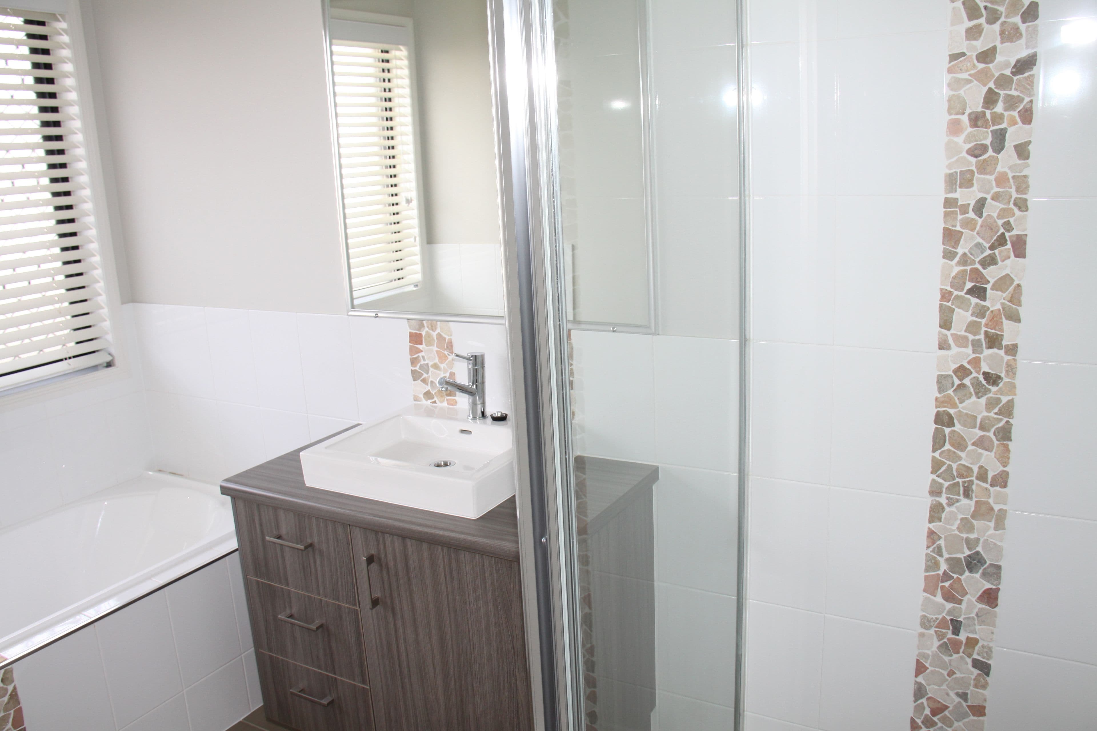 13 Valley Way, Boyne Island QLD 4680, Boyne Island - Thumbnail 6