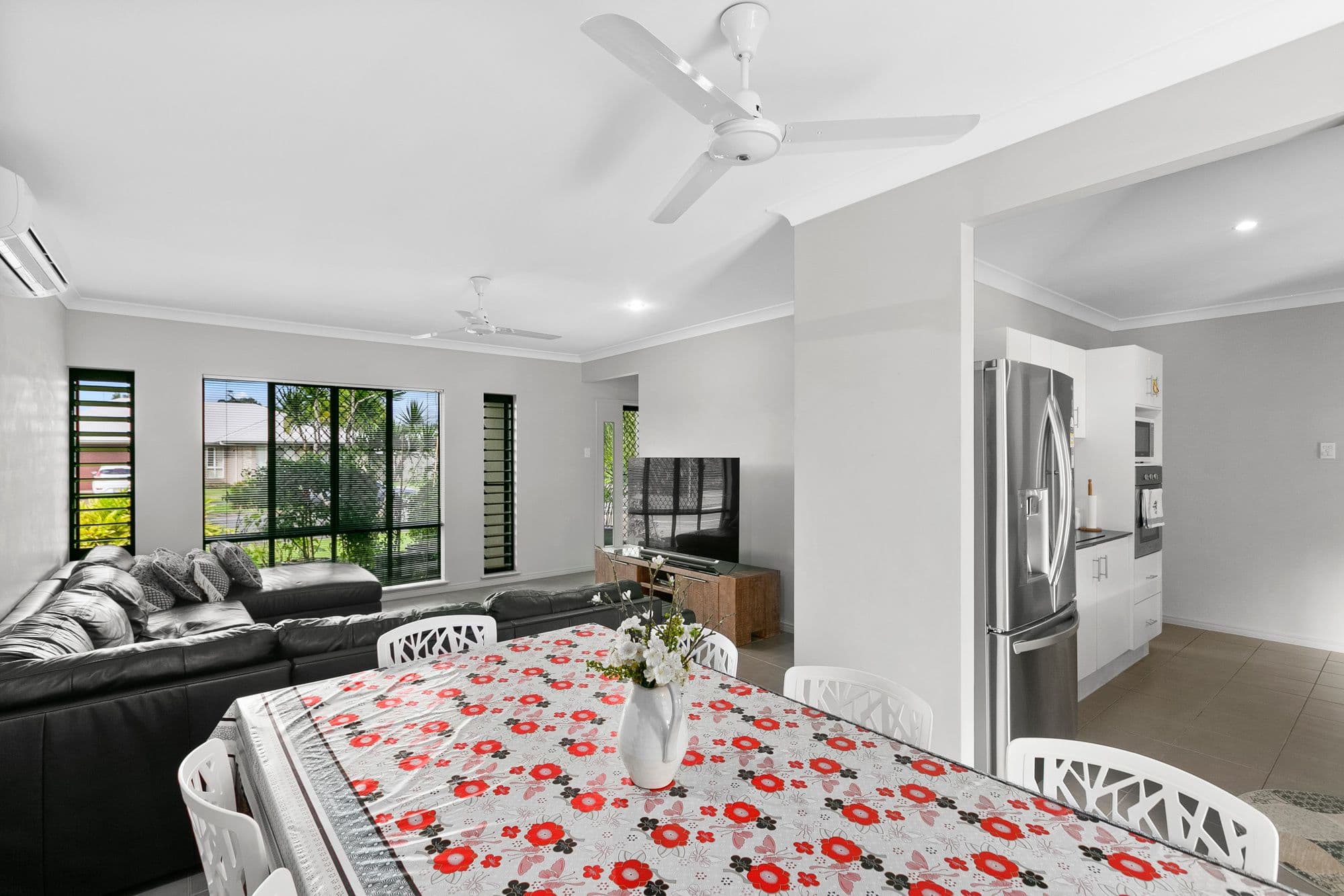 86 Roberts Drive, Trinity Beach QLD 4879, Trinity Beach - Thumbnail 4
