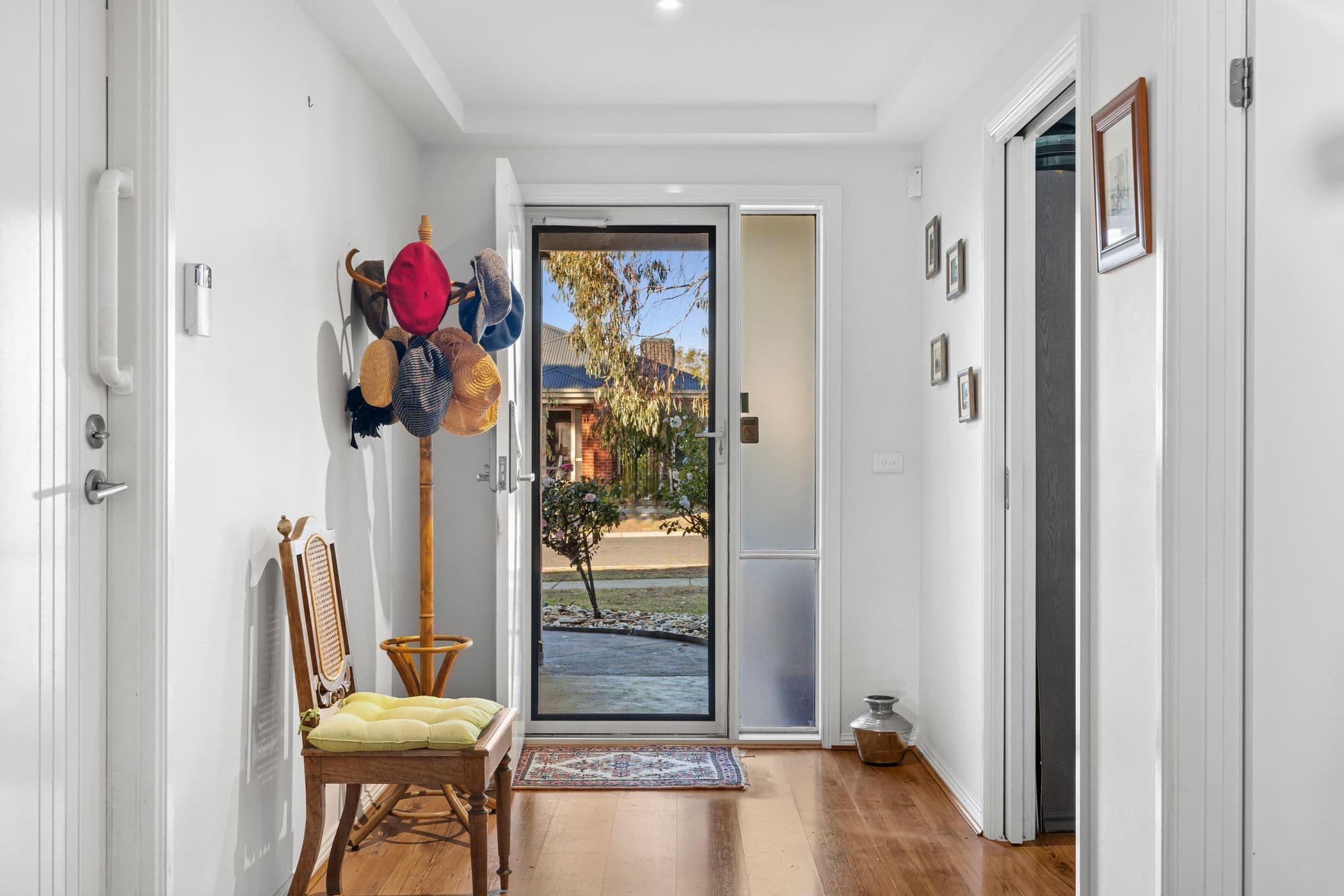 17 Jessie Evelyn Crescent, Kyneton VIC 3444, Kyneton - Thumbnail 2