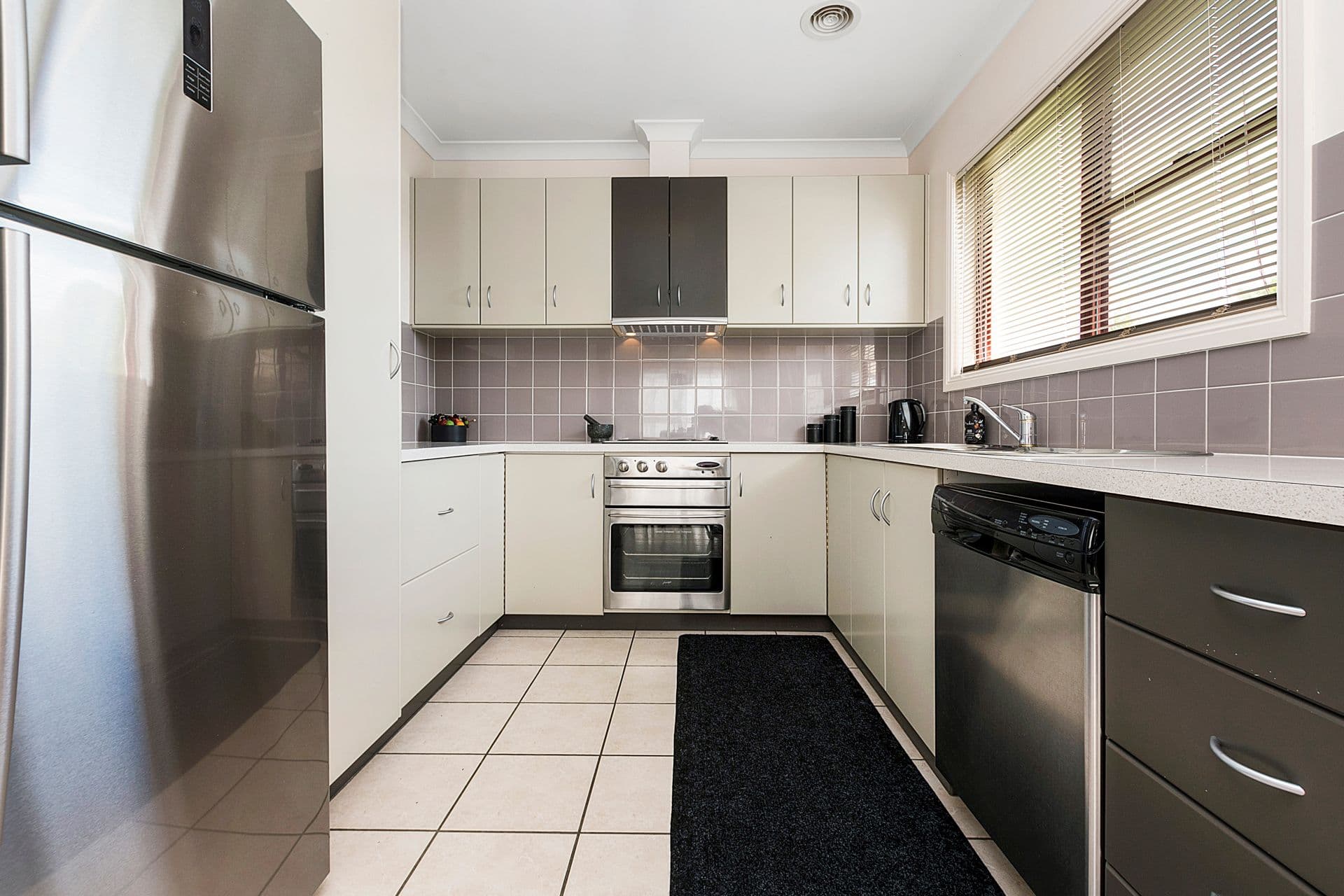 101 Hovell Street, Echuca VIC 3564, Echuca - Thumbnail 2