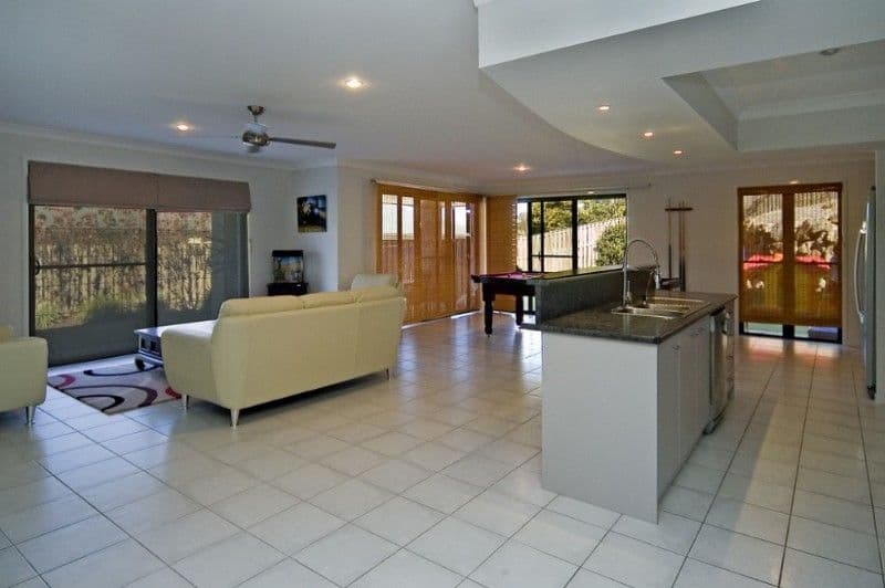 16 Fitzgerald Close, MAUDSLAND QLD 4210, Maudsland - Thumbnail 4
