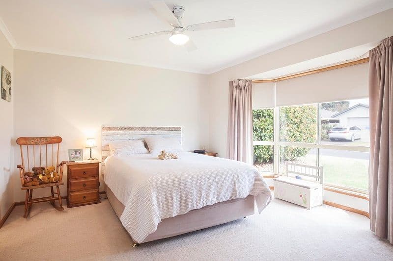 2 Hulon Place, Mount Gambier SA 5290, Mount Gambier - Thumbnail 2