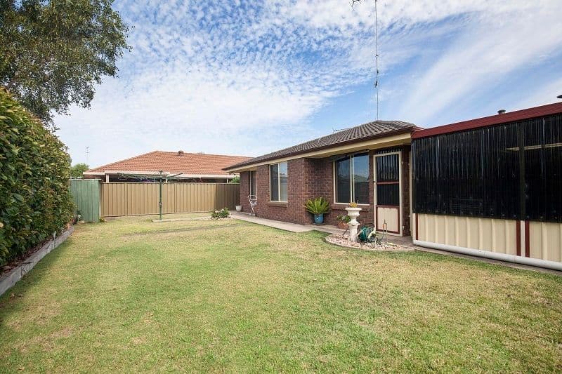 2 Hulon Place, Mount Gambier SA 5290, Mount Gambier - Thumbnail 4