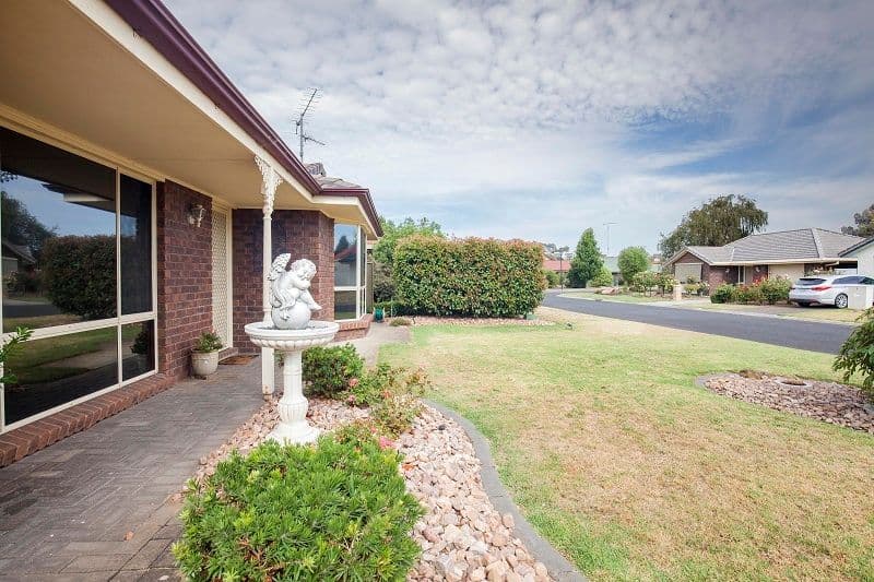 2 Hulon Place, Mount Gambier SA 5290, Mount Gambier - Thumbnail 7