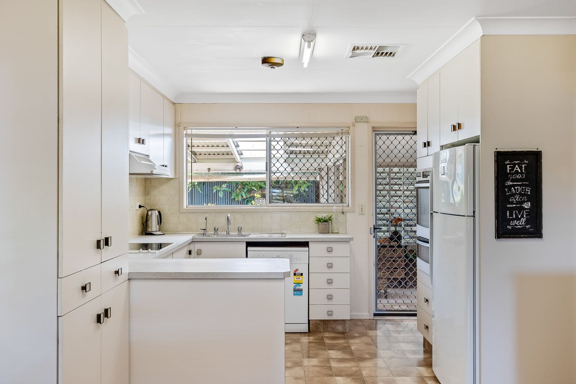 20 Milton Street, Kearneys Spring QLD 4350, Kearneys Spring - Thumbnail 7