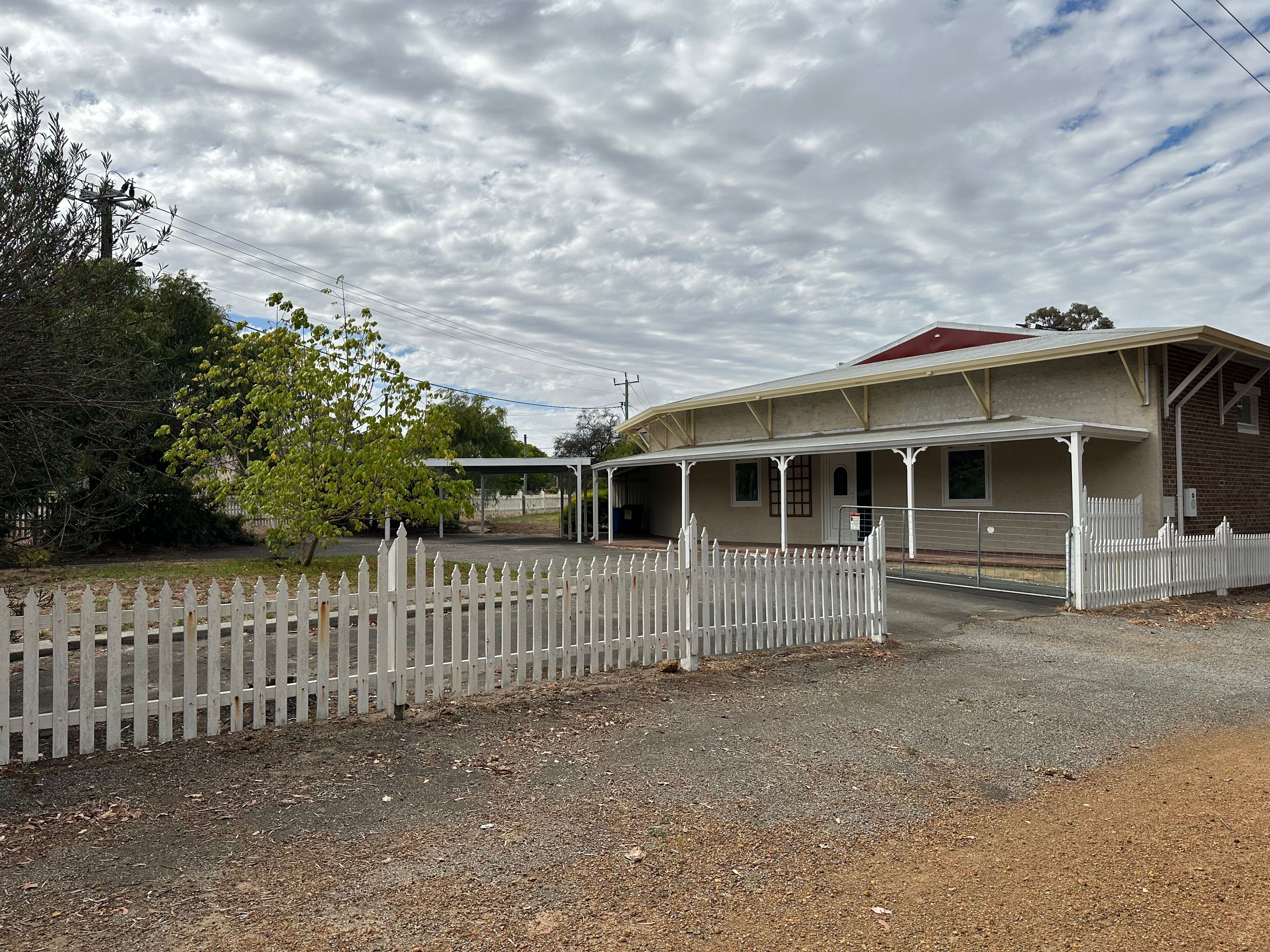 14 Oatlands Road, Mount Barker WA 6324, Mount Barker - Image 1