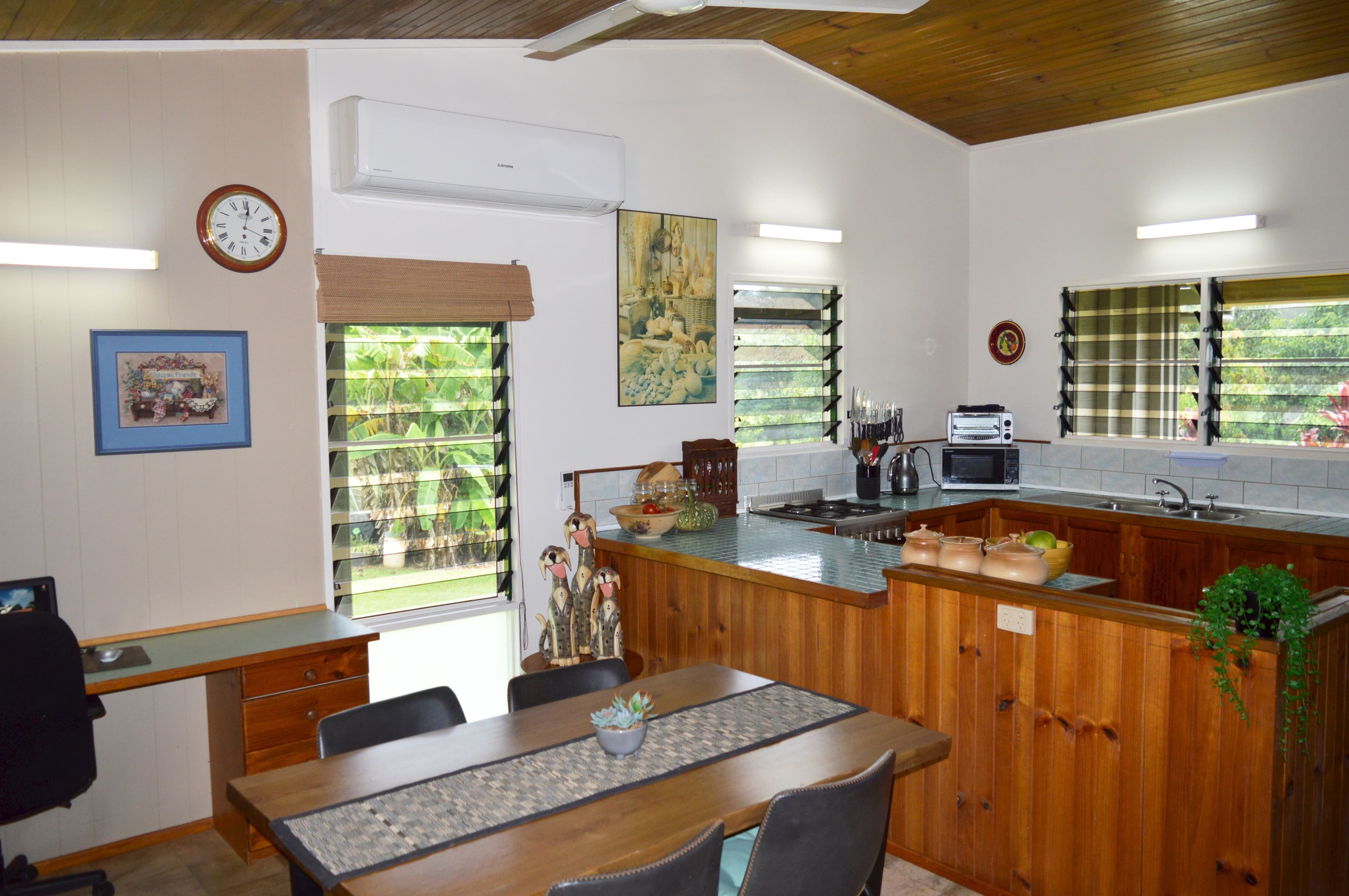 1 Palm Drive, Carmoo QLD 4852, Carmoo - Thumbnail 3