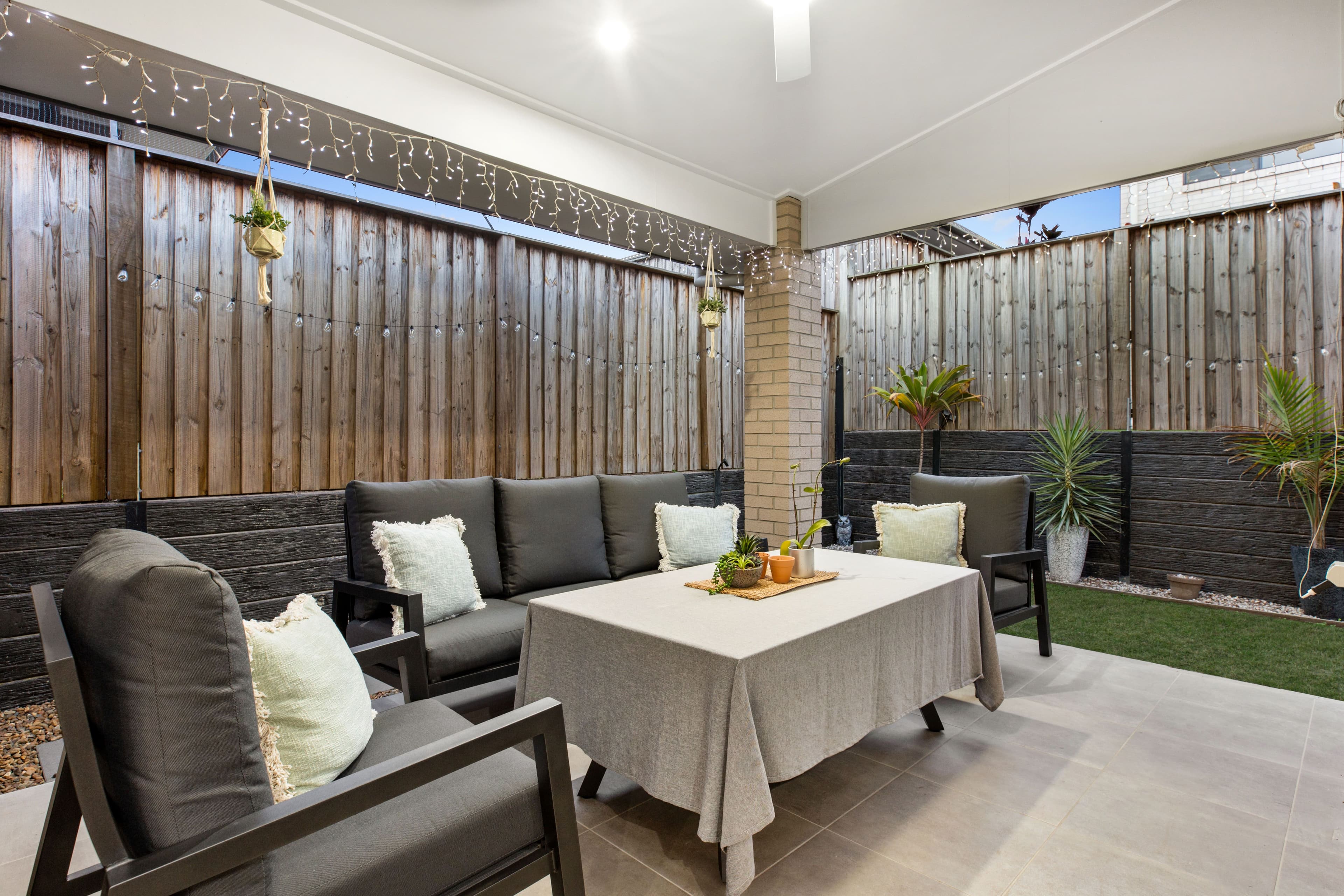 22 Taunton Circuit, Upper Kedron QLD 4055, Upper Kedron - Thumbnail 7