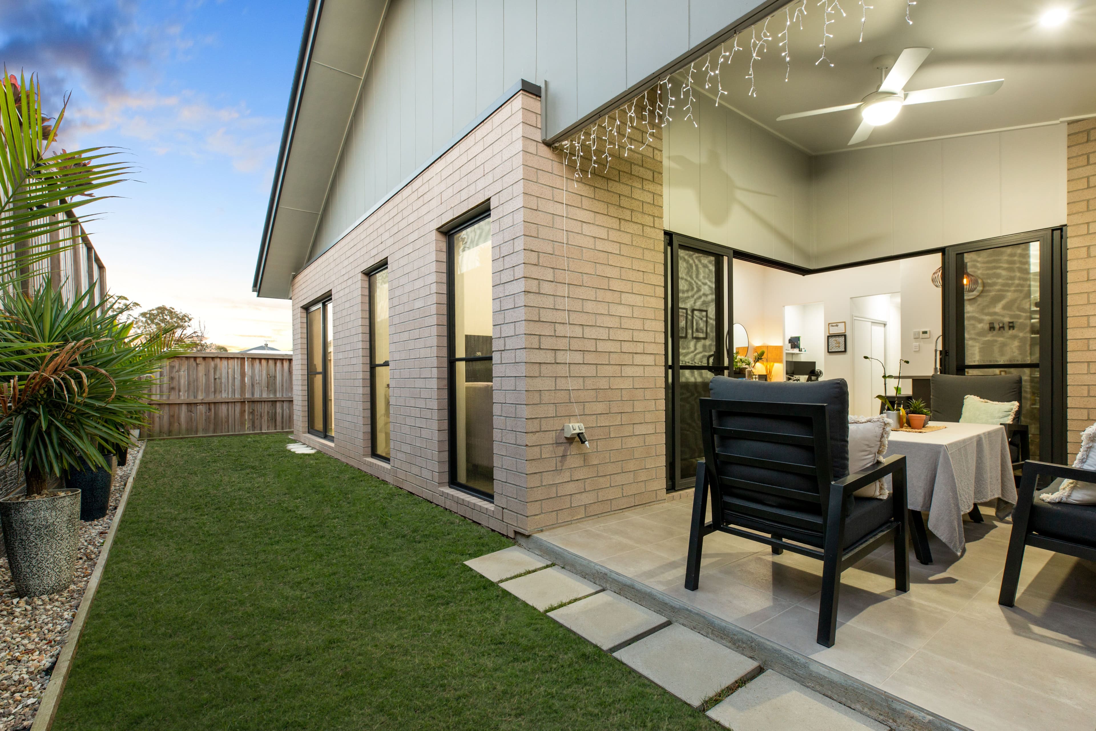 22 Taunton Circuit, Upper Kedron QLD 4055, Upper Kedron - Thumbnail 8