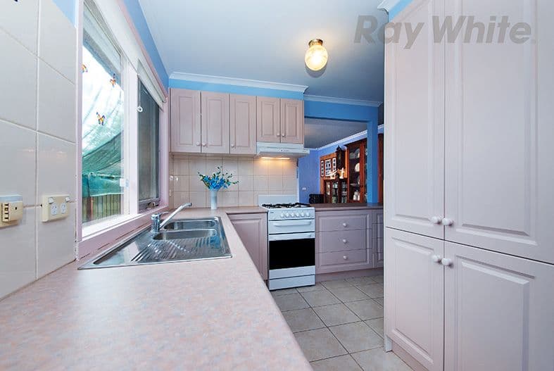 17 BILLANOOK Way, Chirnside Park VIC 3116, Chirnside Park - Thumbnail 3