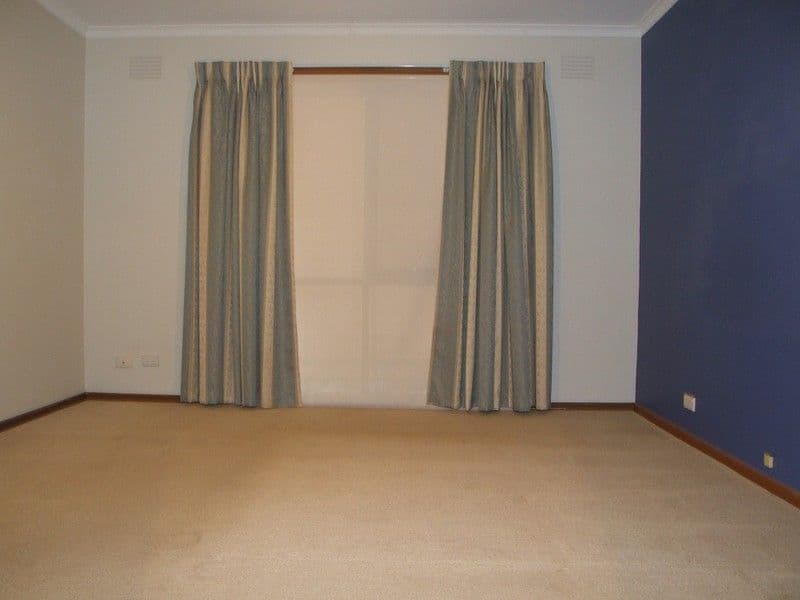 5 Grimwade Place, MELTON WEST VIC 3337, Melton West - Thumbnail 7