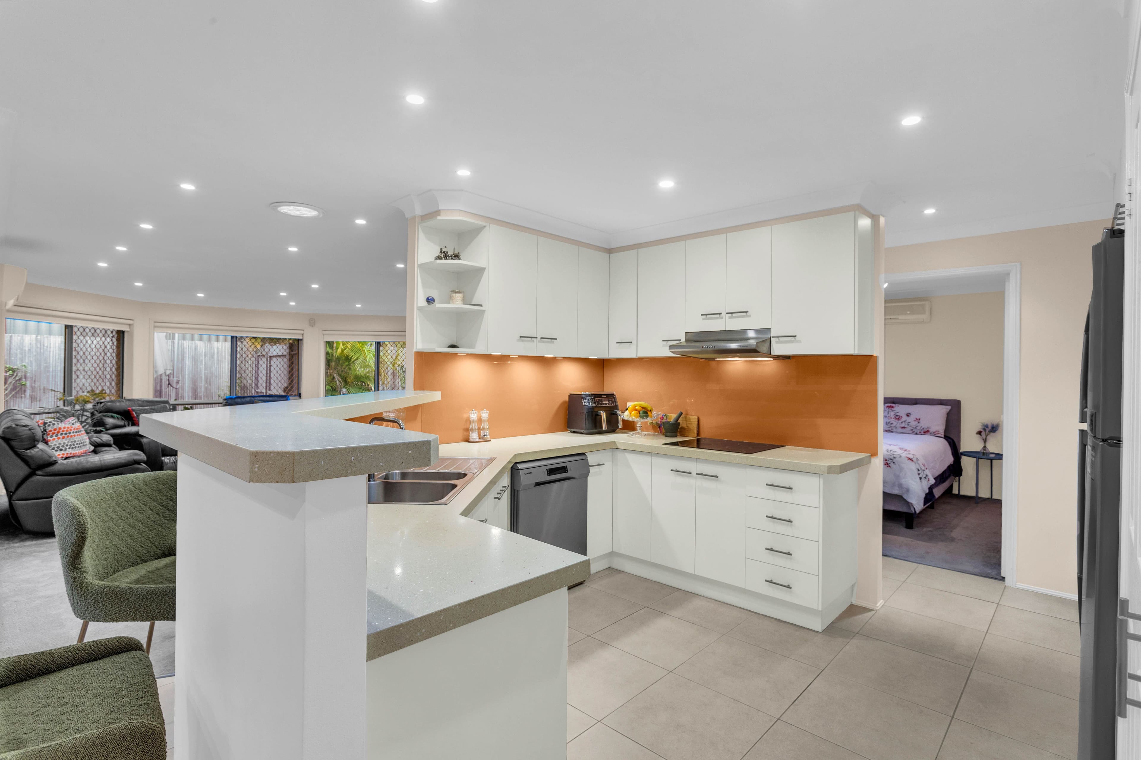 3 Moresby Avenue, Springfield QLD 4300, Springfield - Thumbnail 6