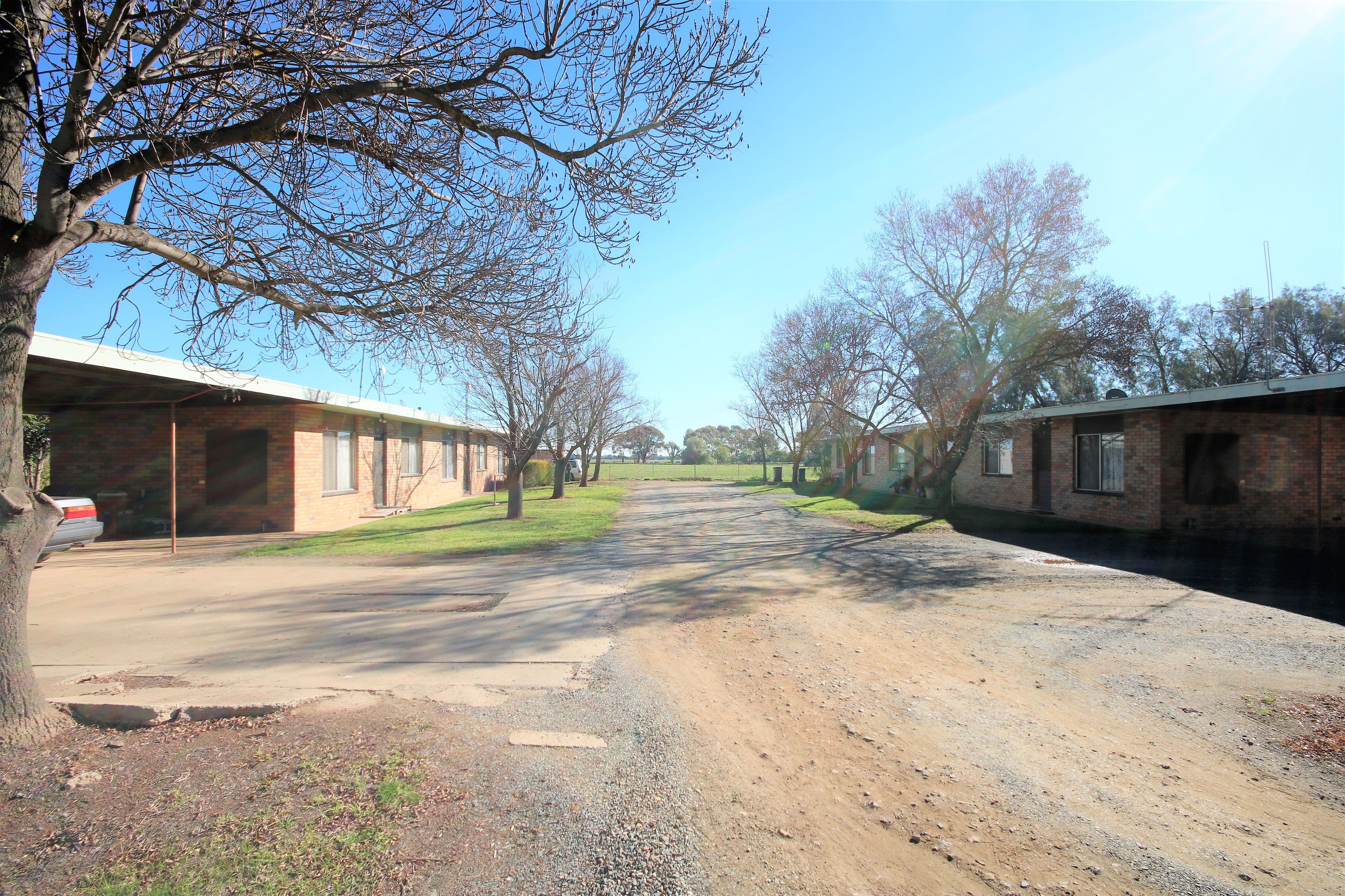 units 1-6 28 Railway Road, Rochester VIC 3561, Rochester - Thumbnail 4