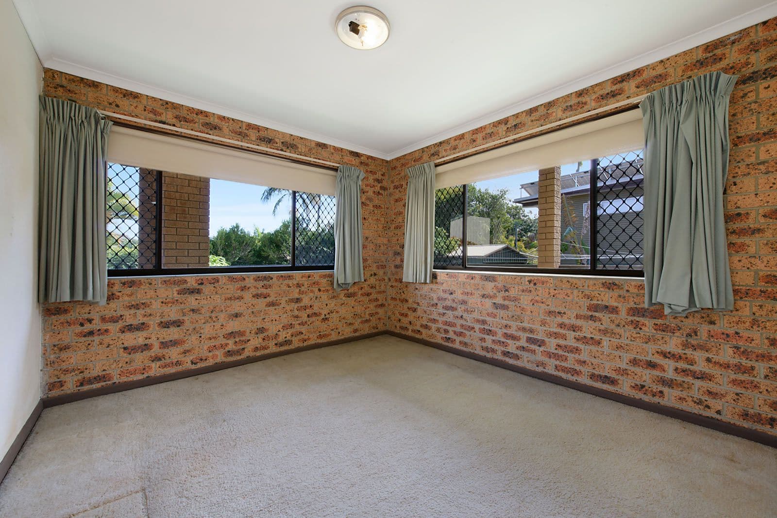 4 Hagen Street, Upper Mount Gravatt QLD 4122, Upper Mount Gravatt - Thumbnail 4