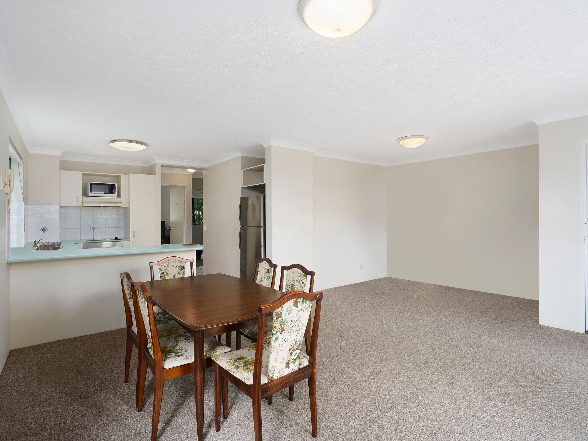 45 Pohlman Street, Southport QLD 4215, Southport - Thumbnail 5