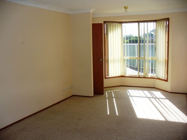 6  Justine Parade, RUTHERFORD NSW 2320, Rutherford - Thumbnail 2