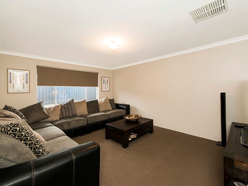 21 Lagoon Pass, Baldivis WA 6171, Baldivis - Thumbnail 3