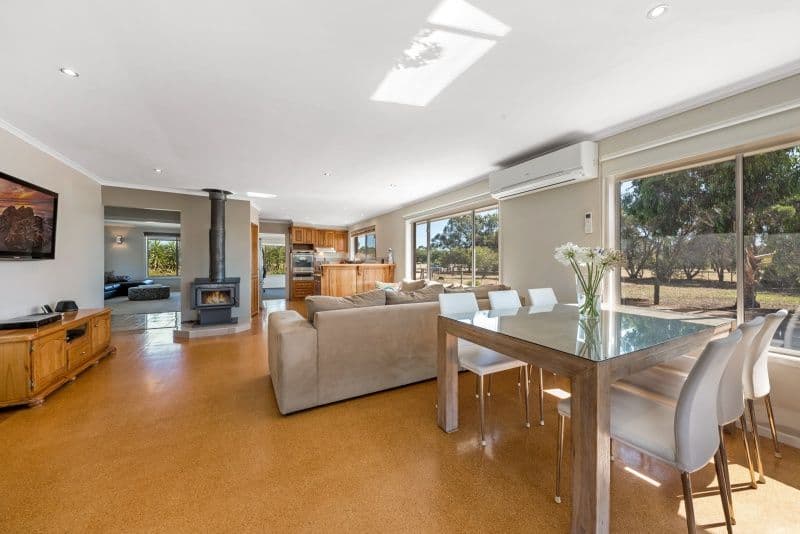20 Alison Drive, Lara VIC 3212, Lara - Thumbnail 4