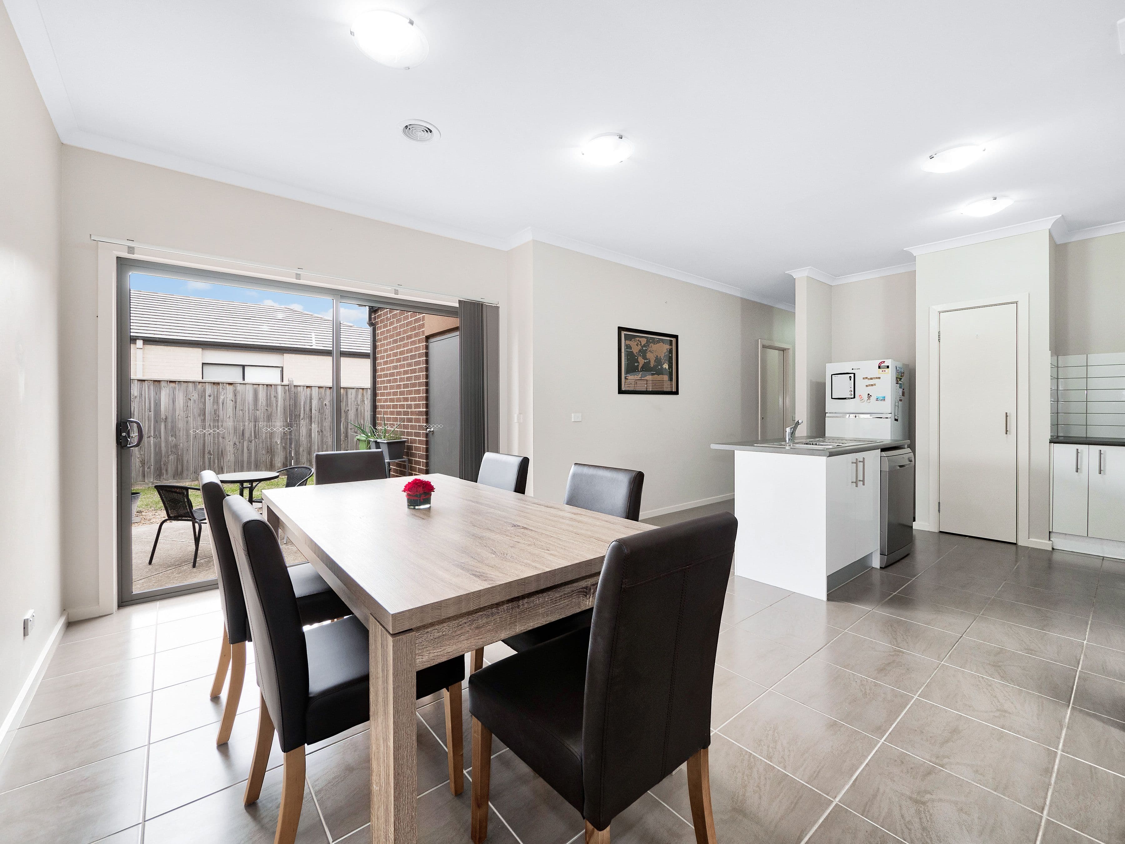 16 Davenport Crescent, Cranbourne West VIC 3977, Cranbourne West - Thumbnail 7