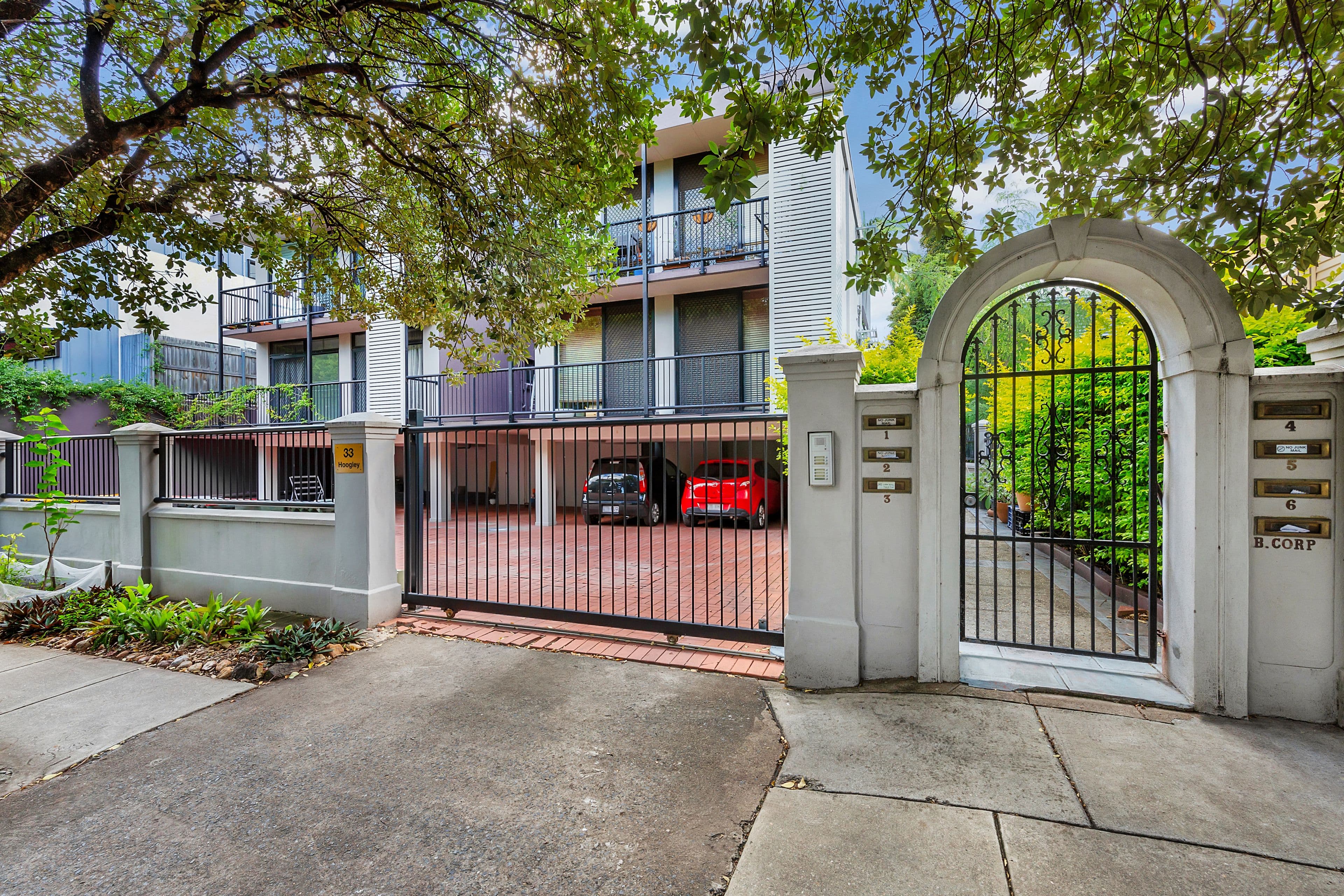 33 Hoogley Street, West End QLD 4101, West End - Image 1