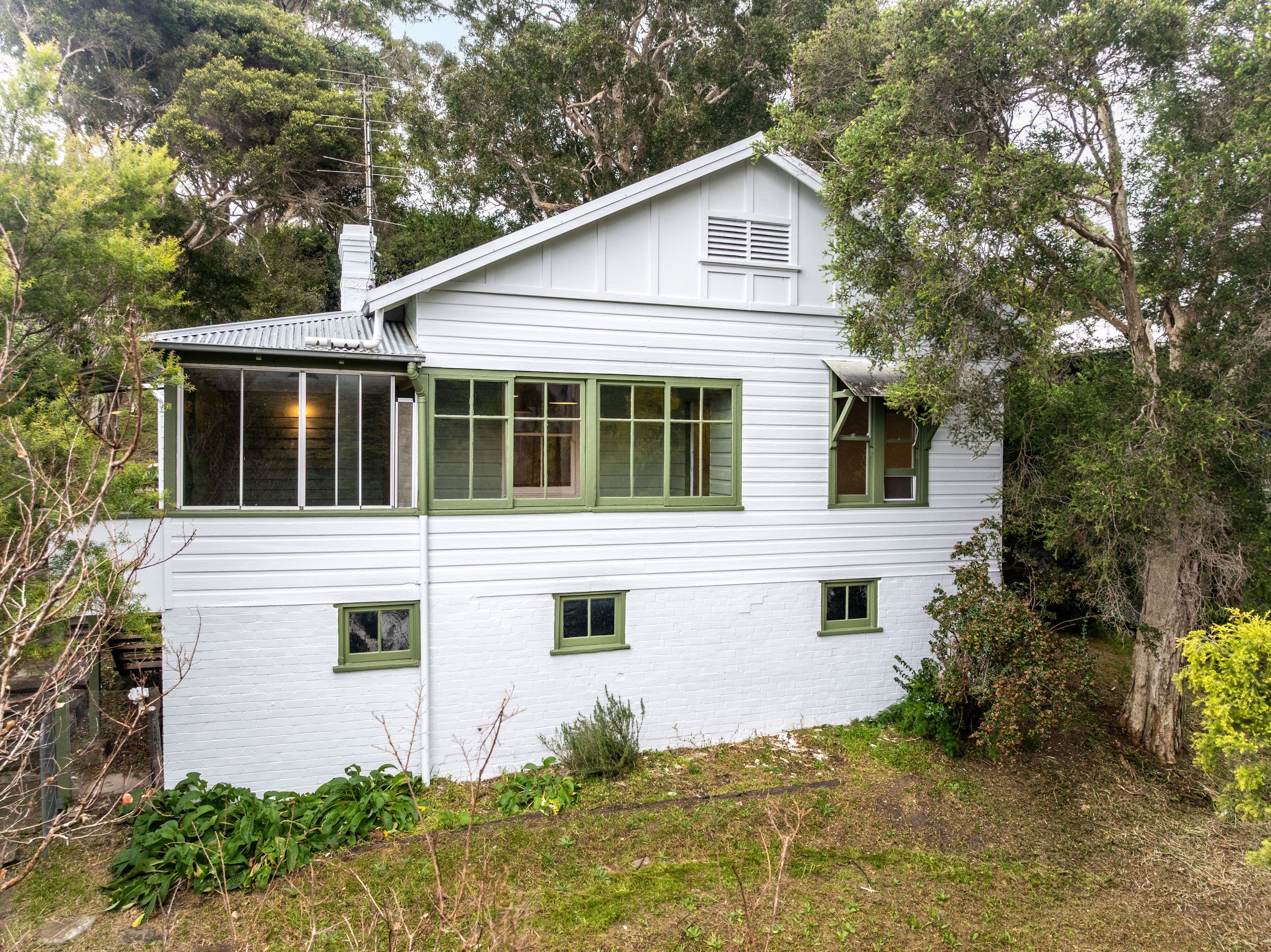10 Kennedy Road, Austinmer NSW 2515, Austinmer - Thumbnail 3